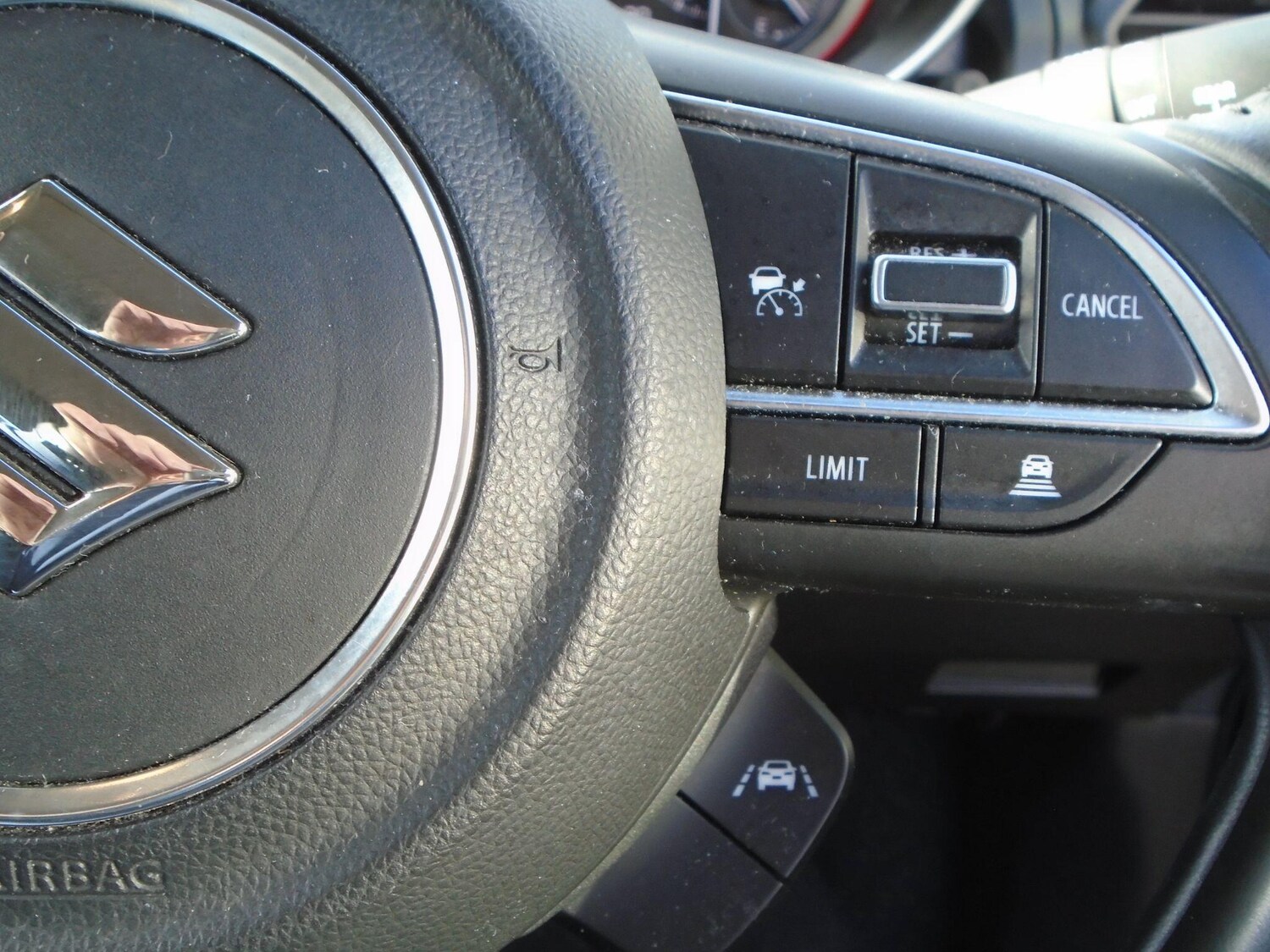 Used Suzuki Swift 2022 for sale - 77838575: Photo 40