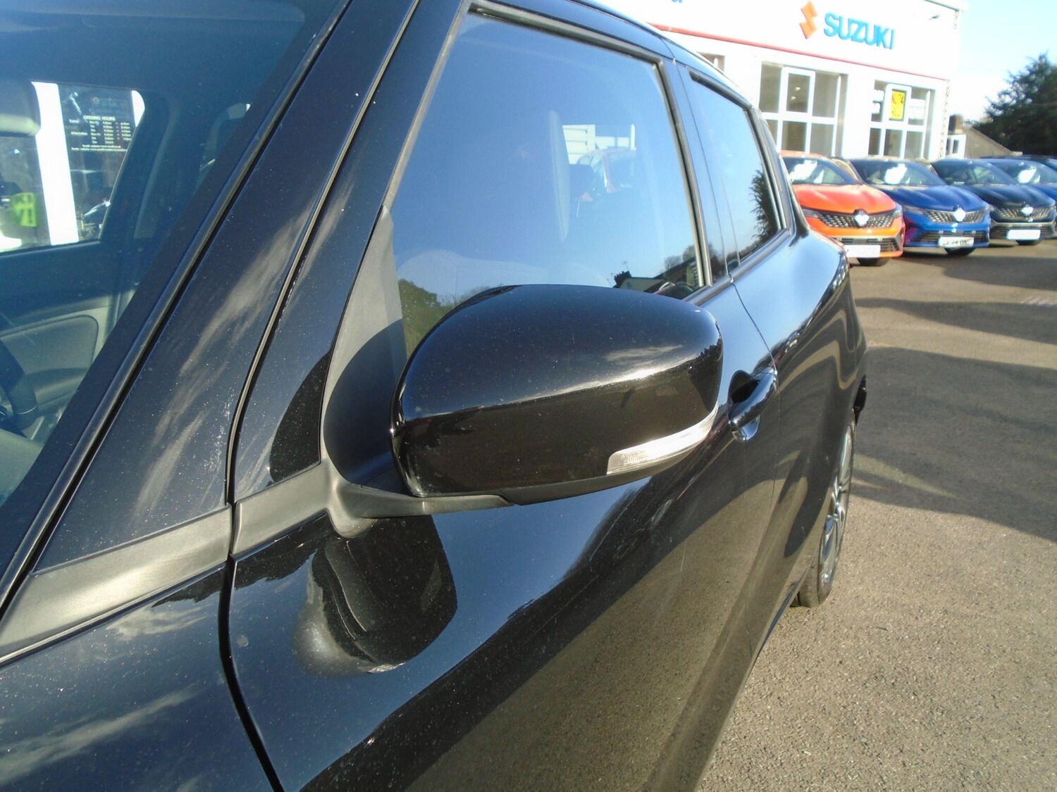 Used Suzuki Swift 2022 for sale - 77838575: Photo 9