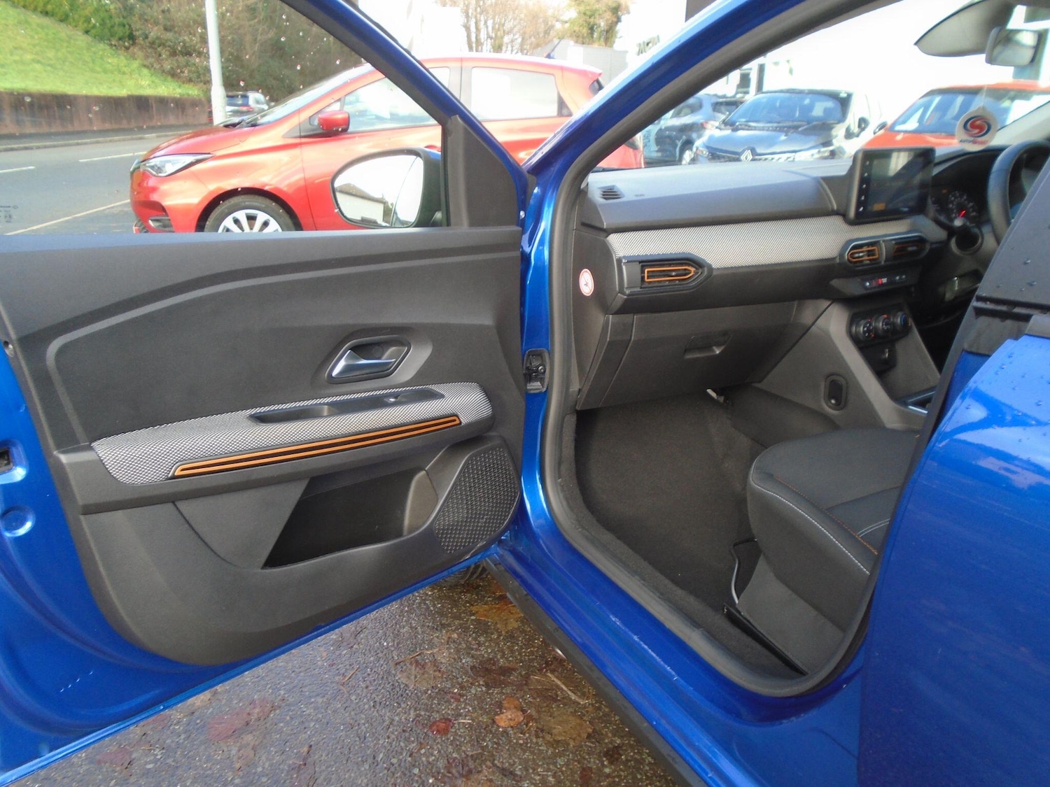 Used Dacia Sandero Stepway 2023 for sale - 76898621: Photo 27