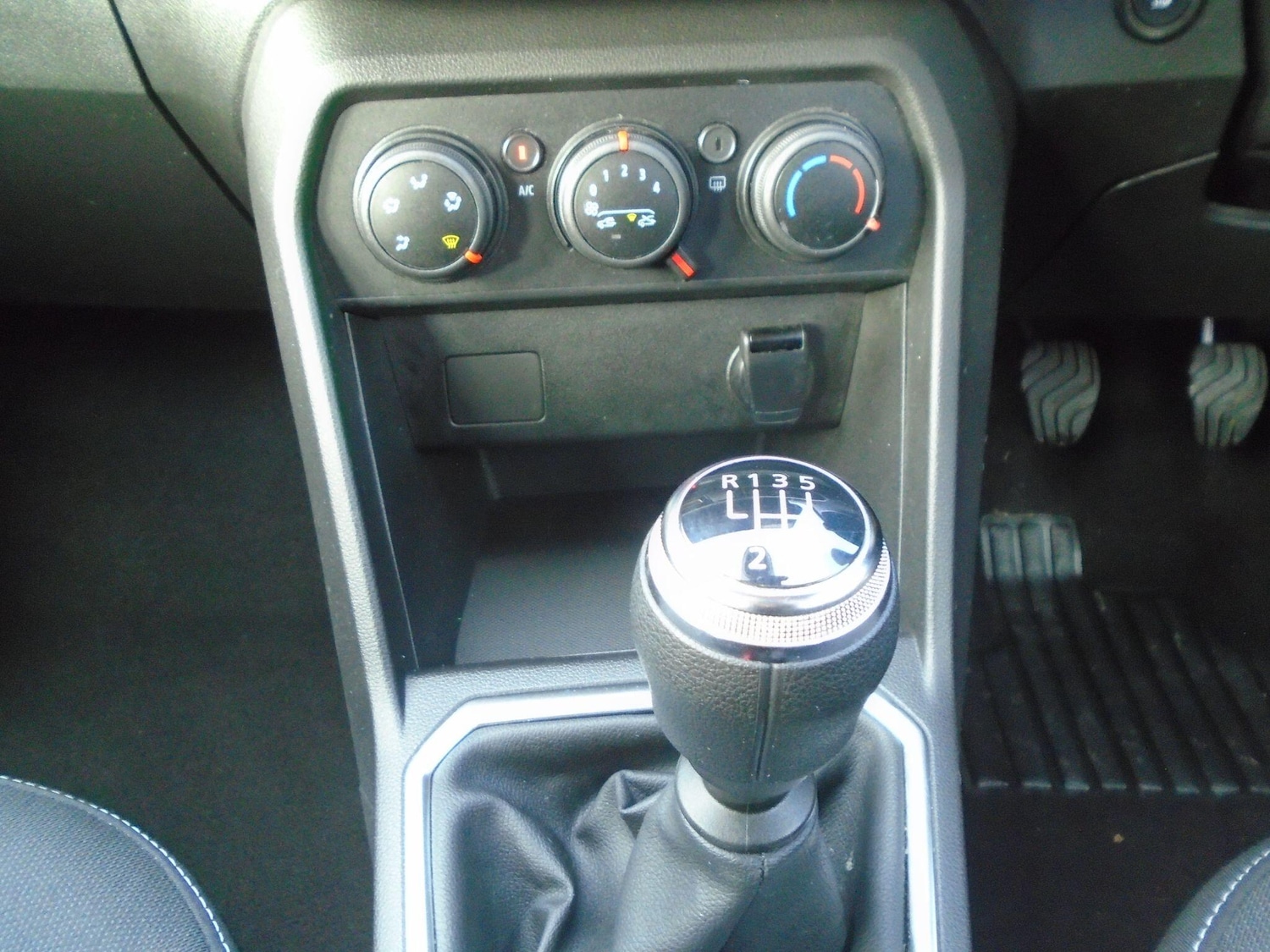 Used Dacia Sandero Stepway 2023 for sale - 76898621: Photo 40