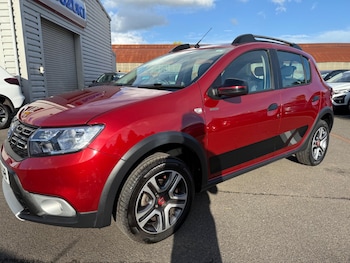 Used Dacia Sandero Stepway 2020 for sale - 76100973: Photo