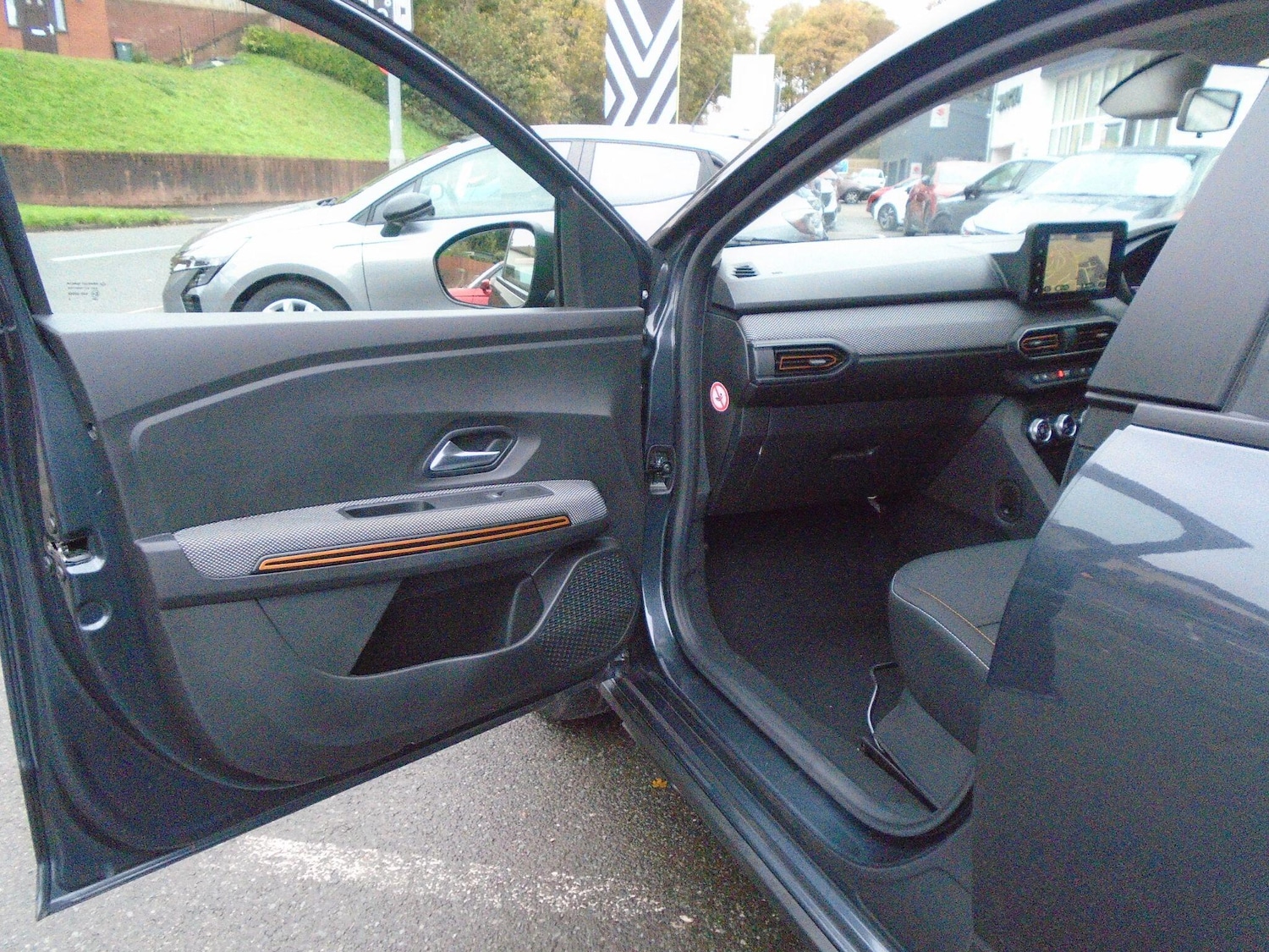 Used Dacia Sandero Stepway 2023 for sale - 76645090: Photo 23