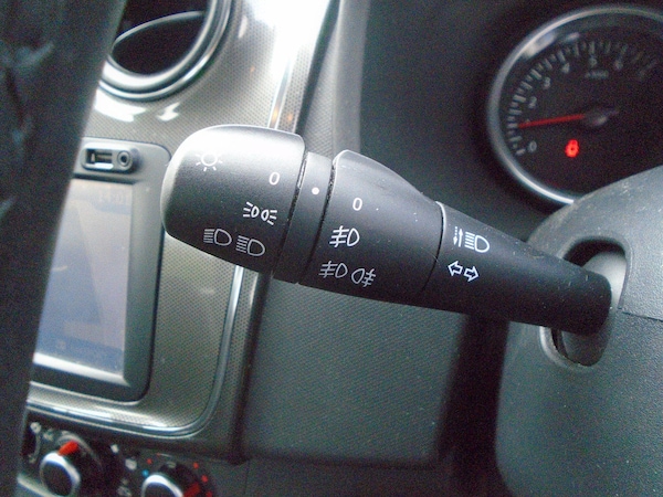 Used Dacia Sandero Stepway 2018 for sale - 76327378: Photo 44