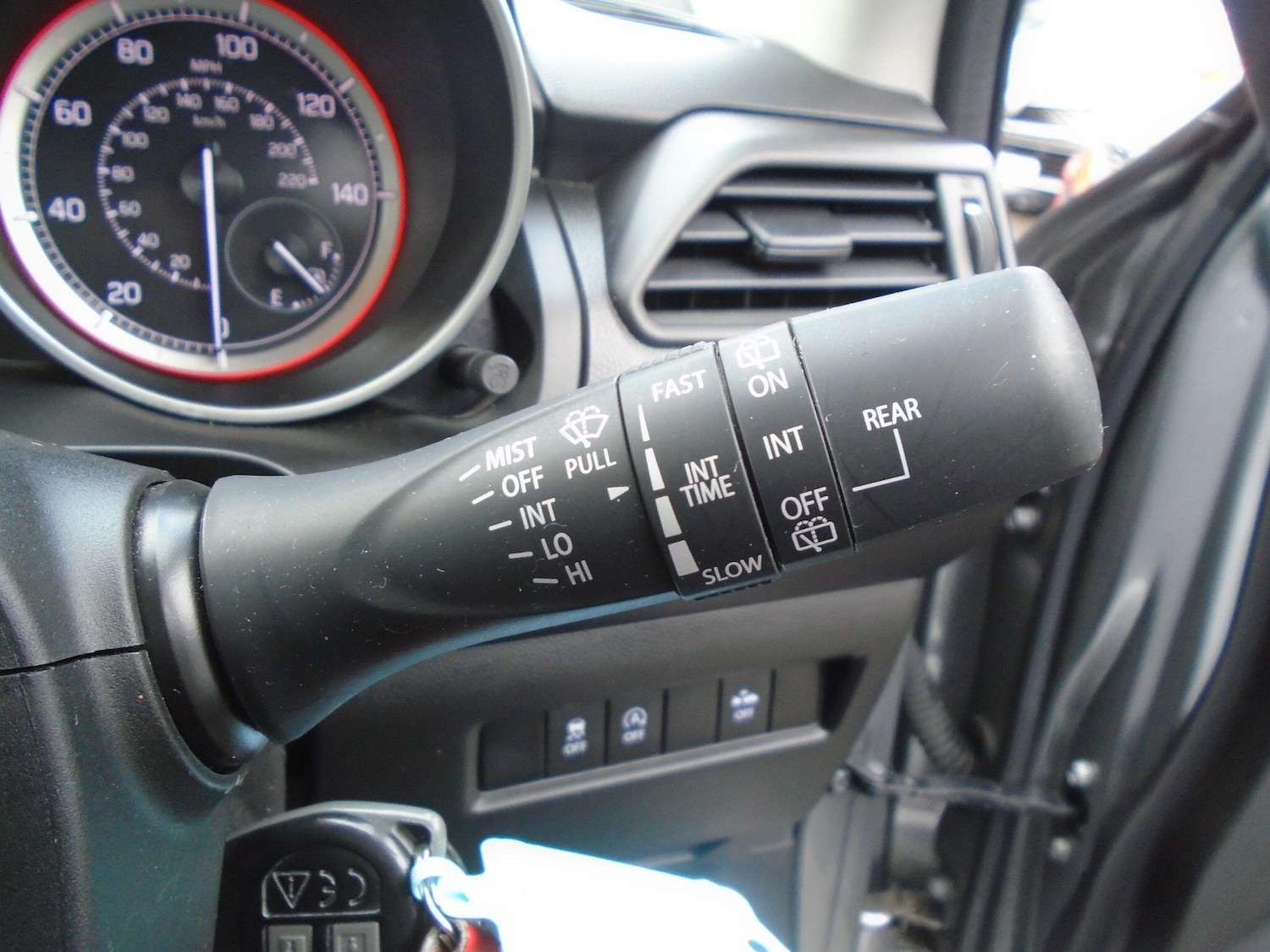 Used Suzuki Swift 2023 for sale - 76913769: Photo 40