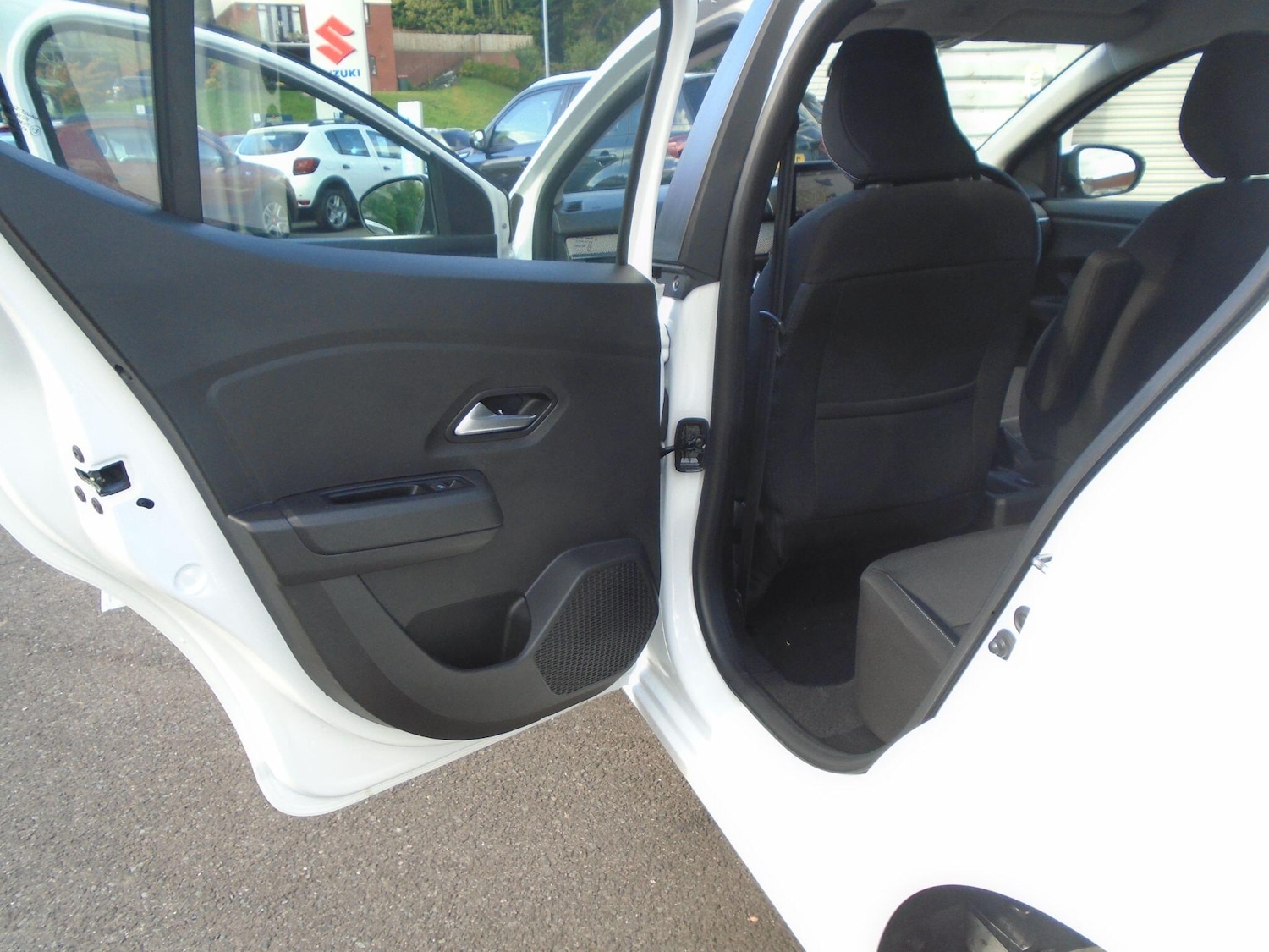 Used Dacia Sandero 2021 for sale - 76645099: Photo 31
