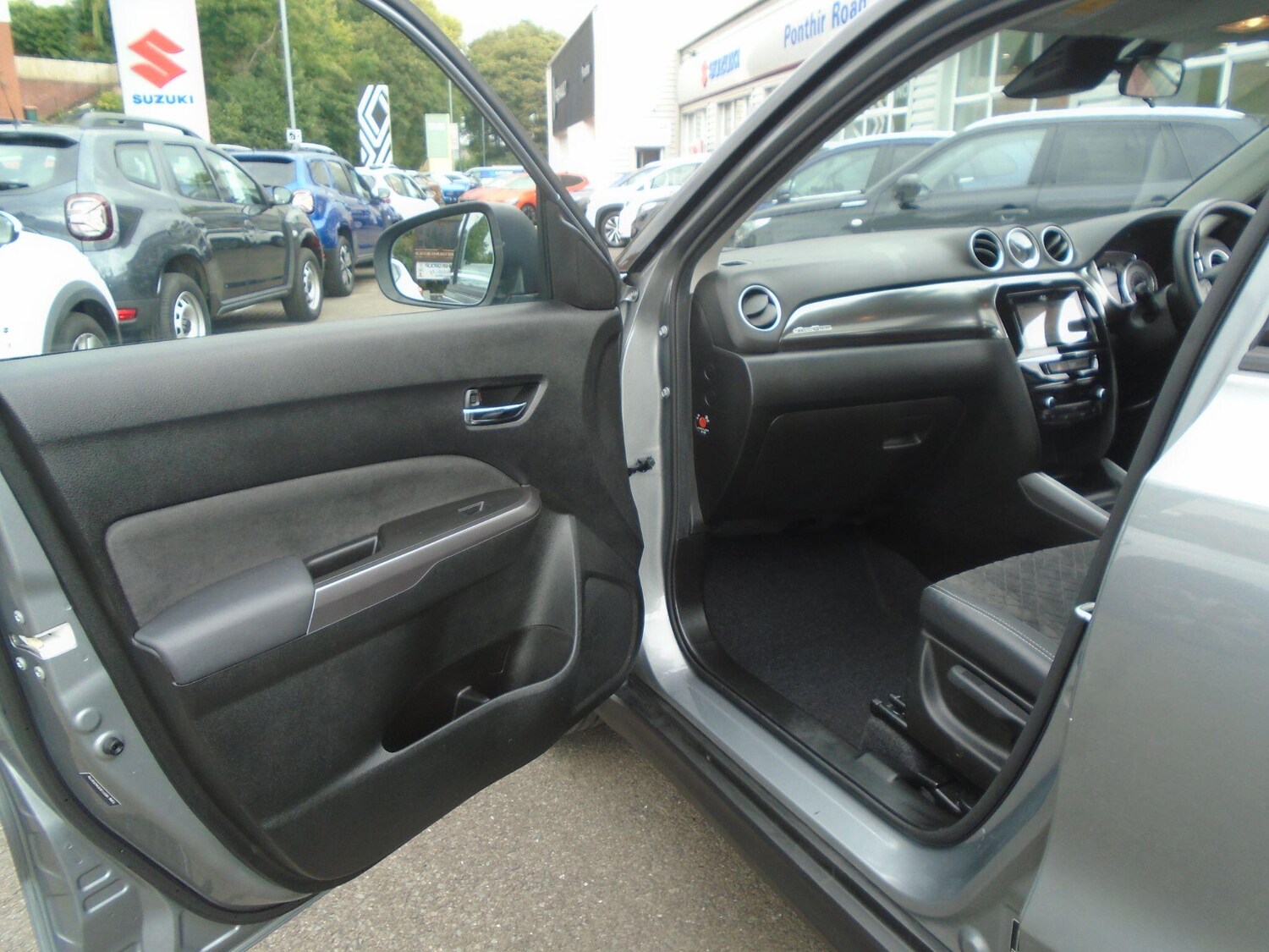 Used Suzuki Vitara 2021 for sale - 76100976: Photo 31
