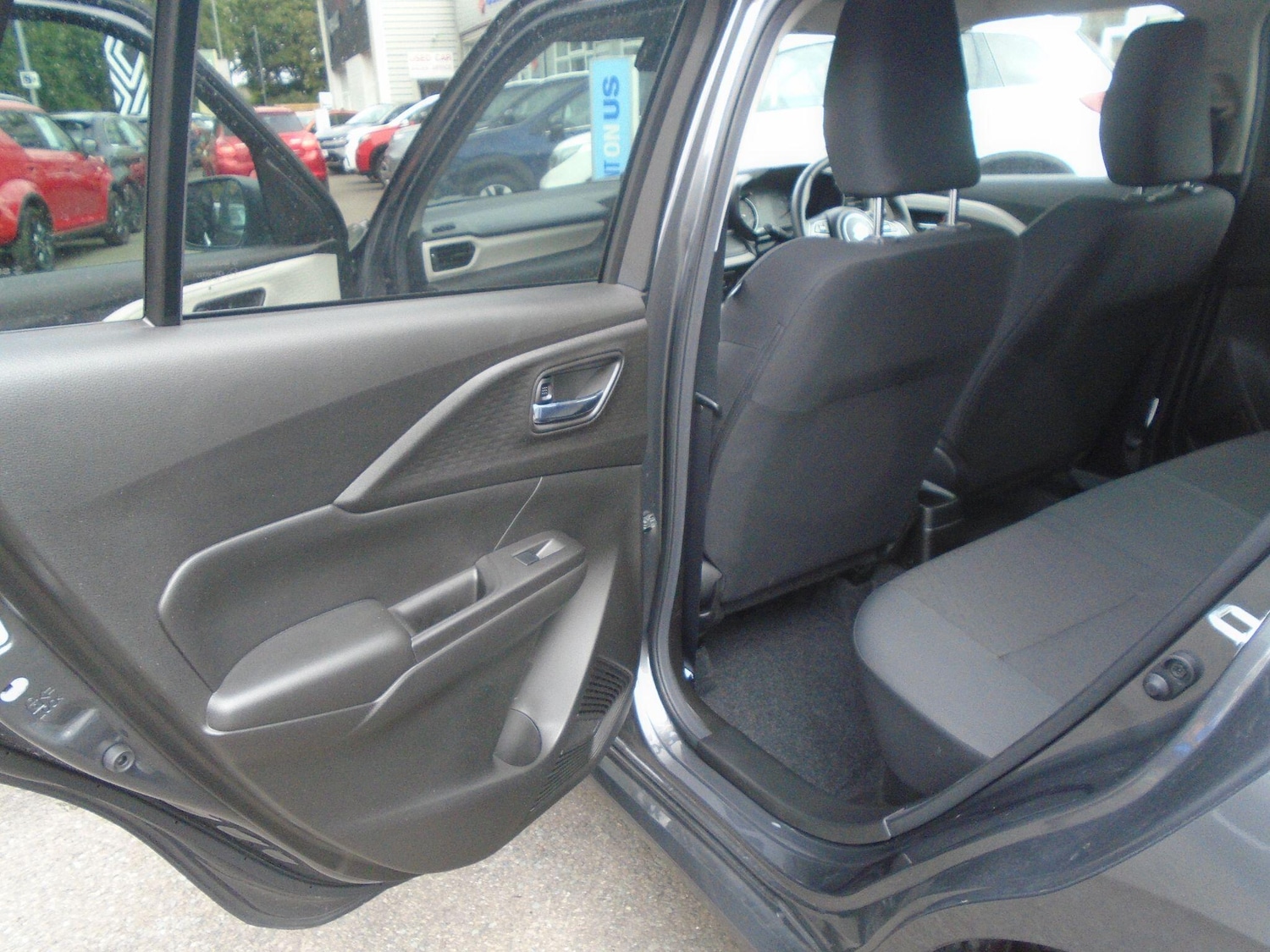 Used Suzuki Swift 2025 for sale - 76100978: Photo 31