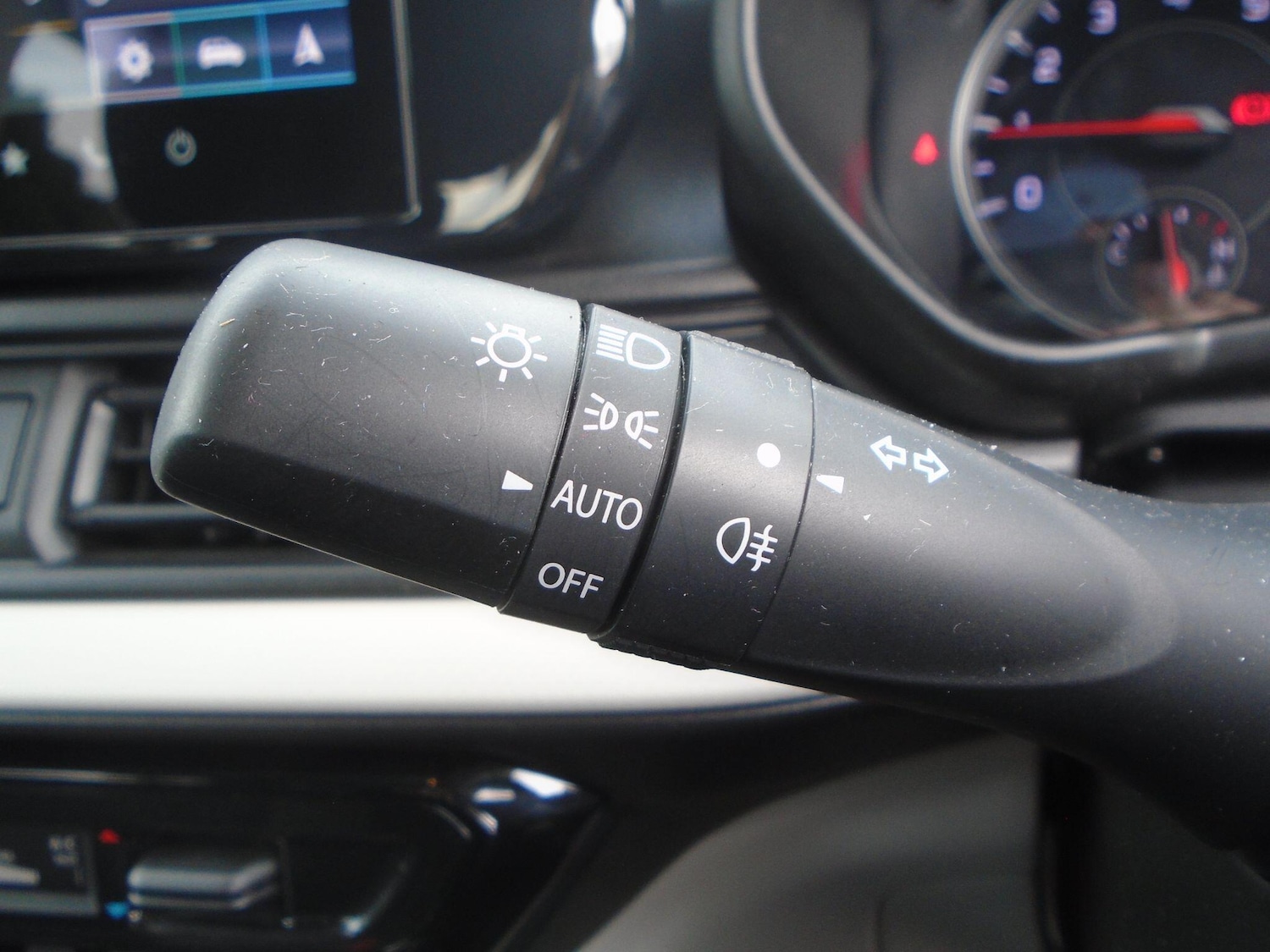 Used Suzuki Swift 2025 for sale - 76100978: Photo 49