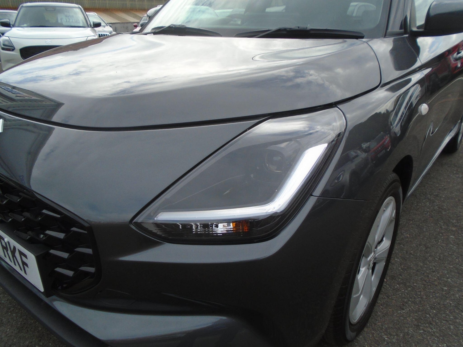 Used Suzuki Swift 2025 for sale - 76100978: Photo 6