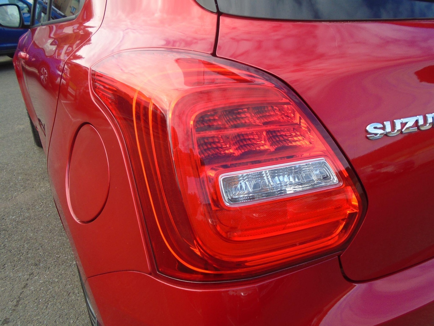 Used Suzuki Swift 2023 for sale - 76100979: Photo 11