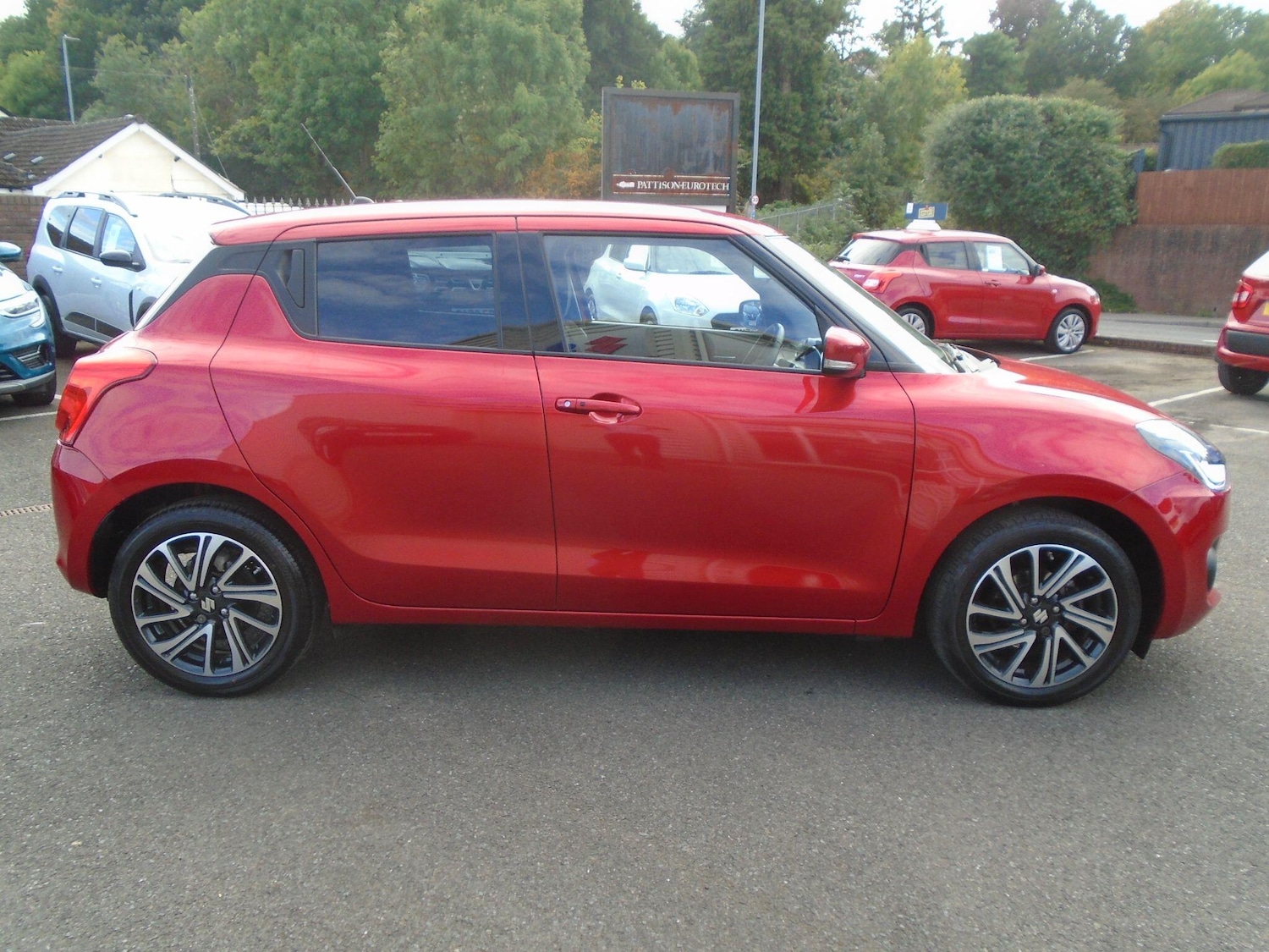 Used Suzuki Swift 2023 for sale - 76100979: Photo 15