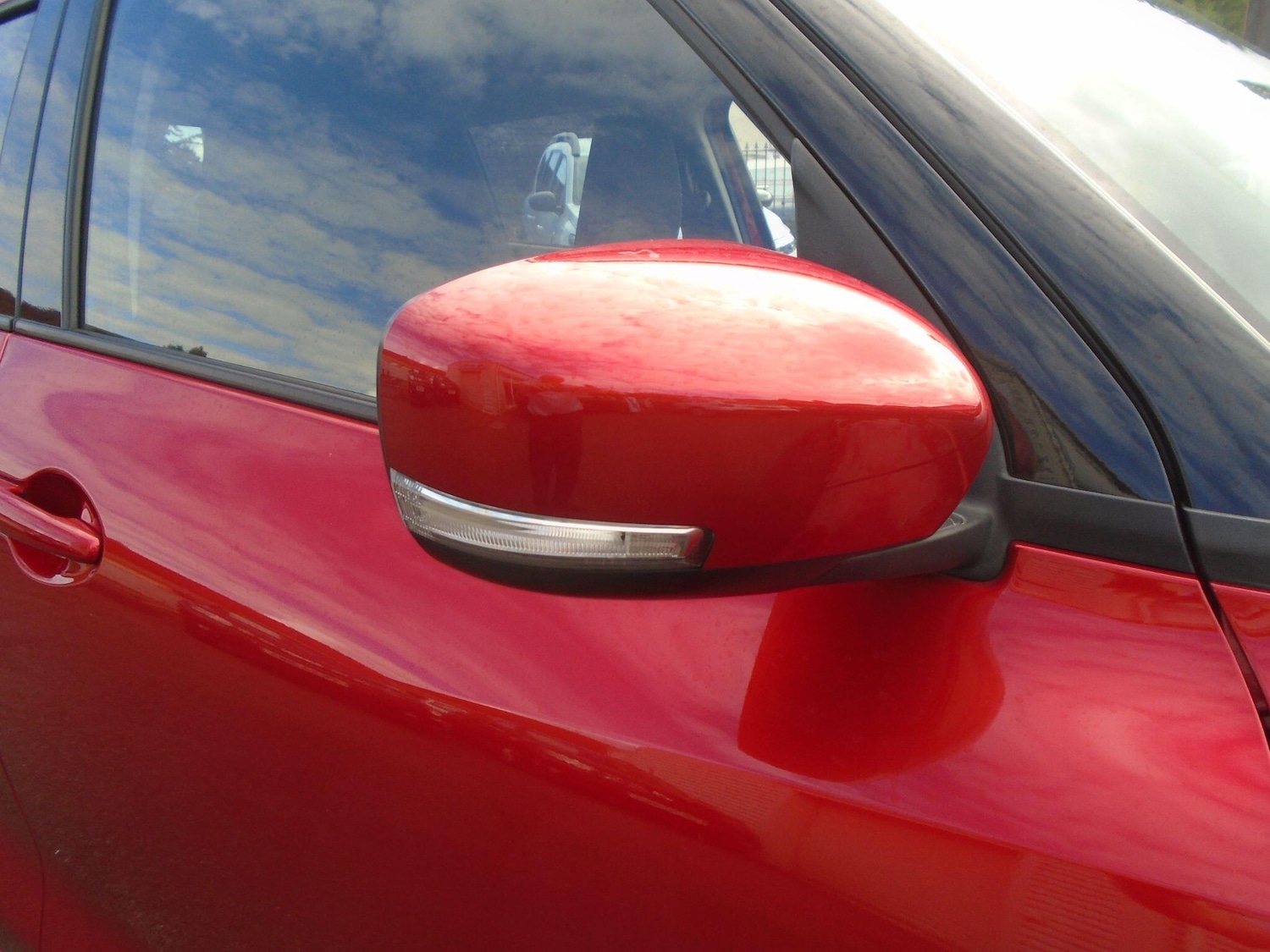 Used Suzuki Swift 2023 for sale - 76100979: Photo 17