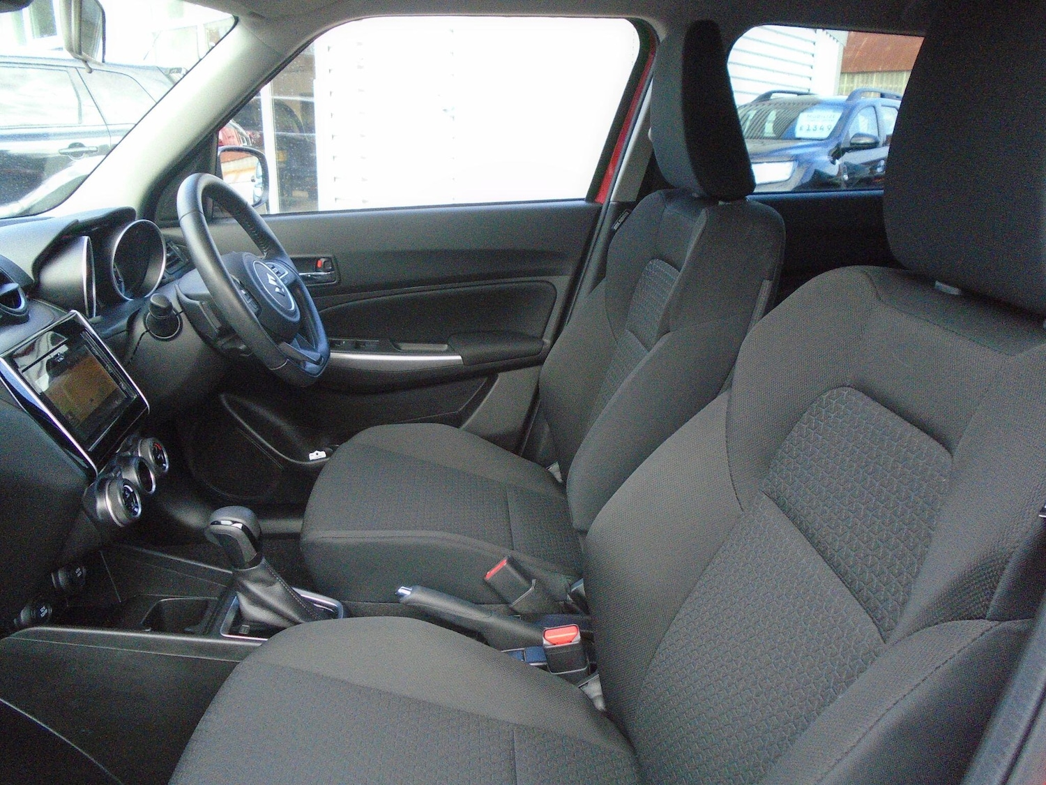 Used Suzuki Swift 2023 for sale - 76100979: Photo 27
