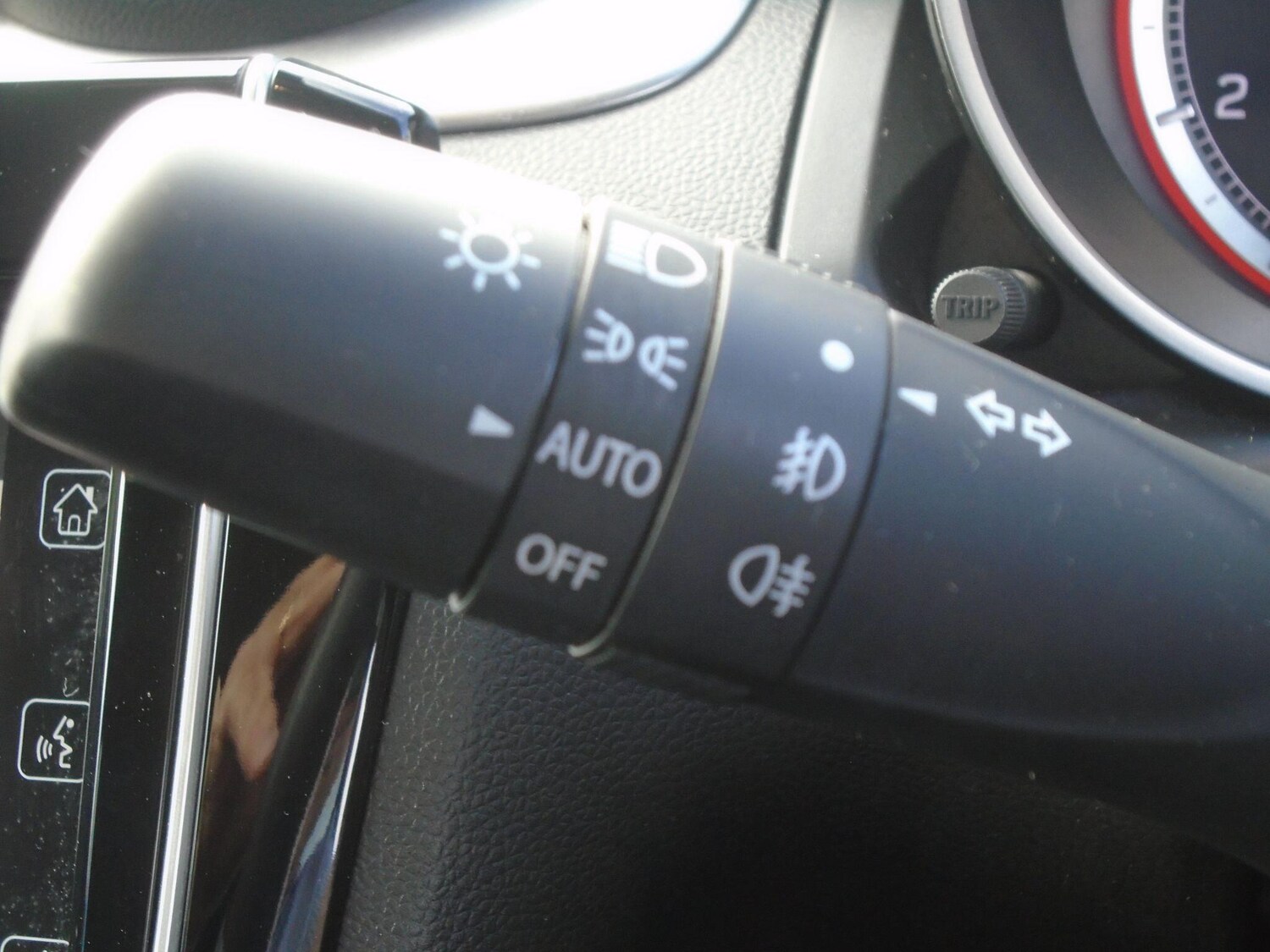 Used Suzuki Swift 2023 for sale - 76100979: Photo 42