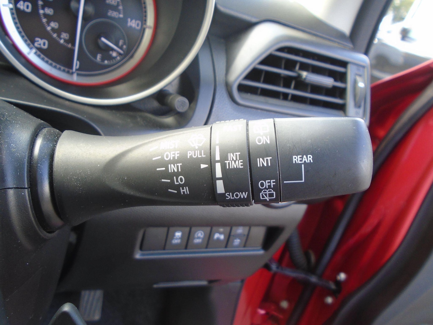 Used Suzuki Swift 2023 for sale - 76100979: Photo 45