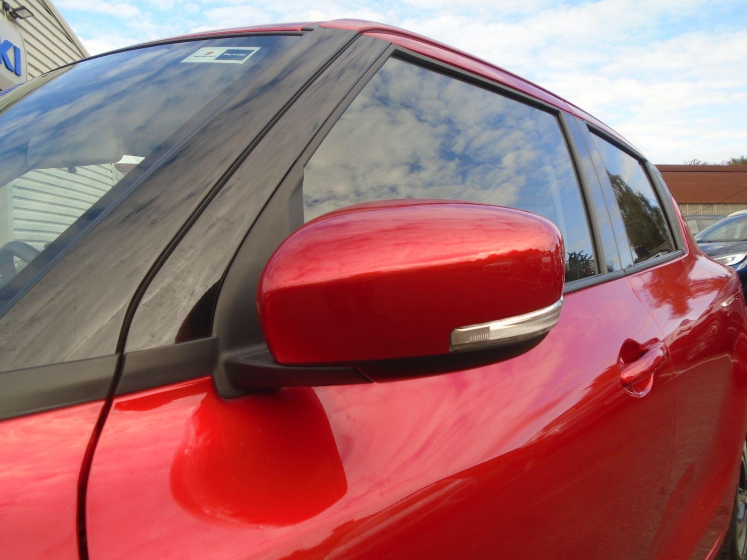 Used Suzuki Swift 2023 for sale - 76100979: Photo 9