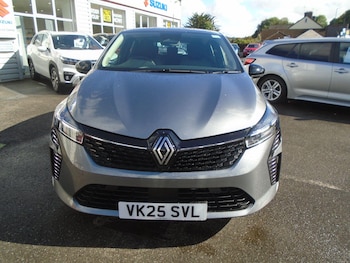 Used Renault Clio 2025 for sale - 76100994: Photo