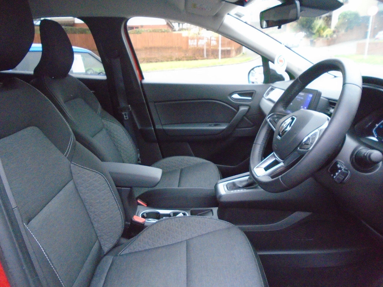 Used Renault Captur 2022 for sale - 76714551: Photo 20