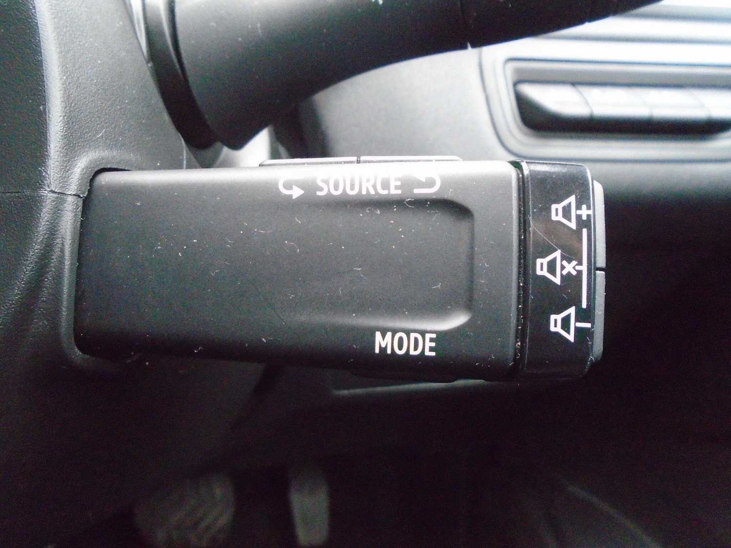 Used Renault Captur 2022 for sale - 76714551: Photo 48