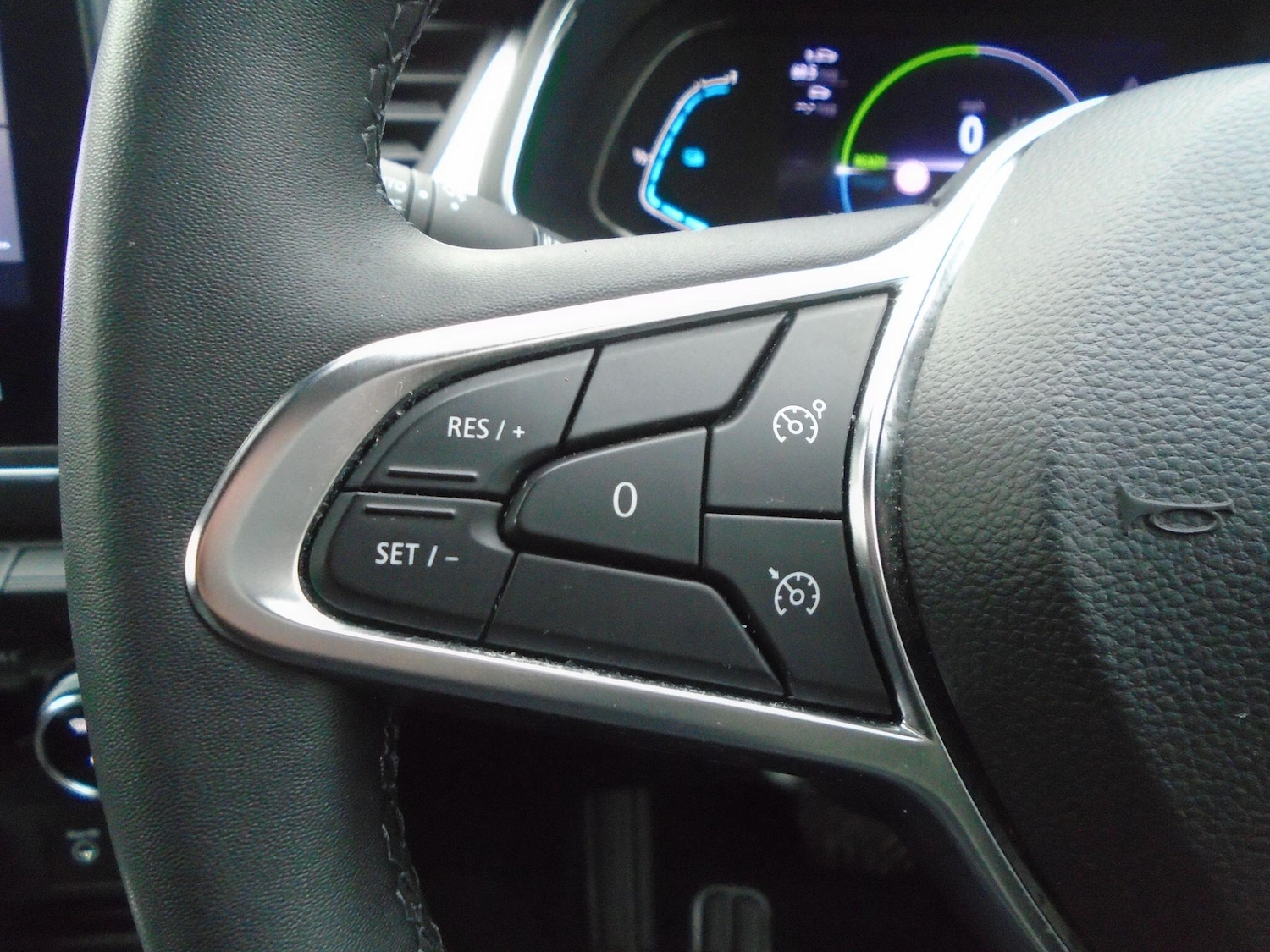 Used Renault Captur 2022 for sale - 76714551: Photo 49