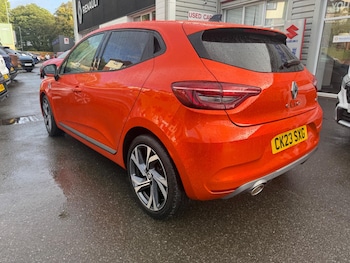 Used Renault Clio 2023 for sale - 76100957: Photo 4