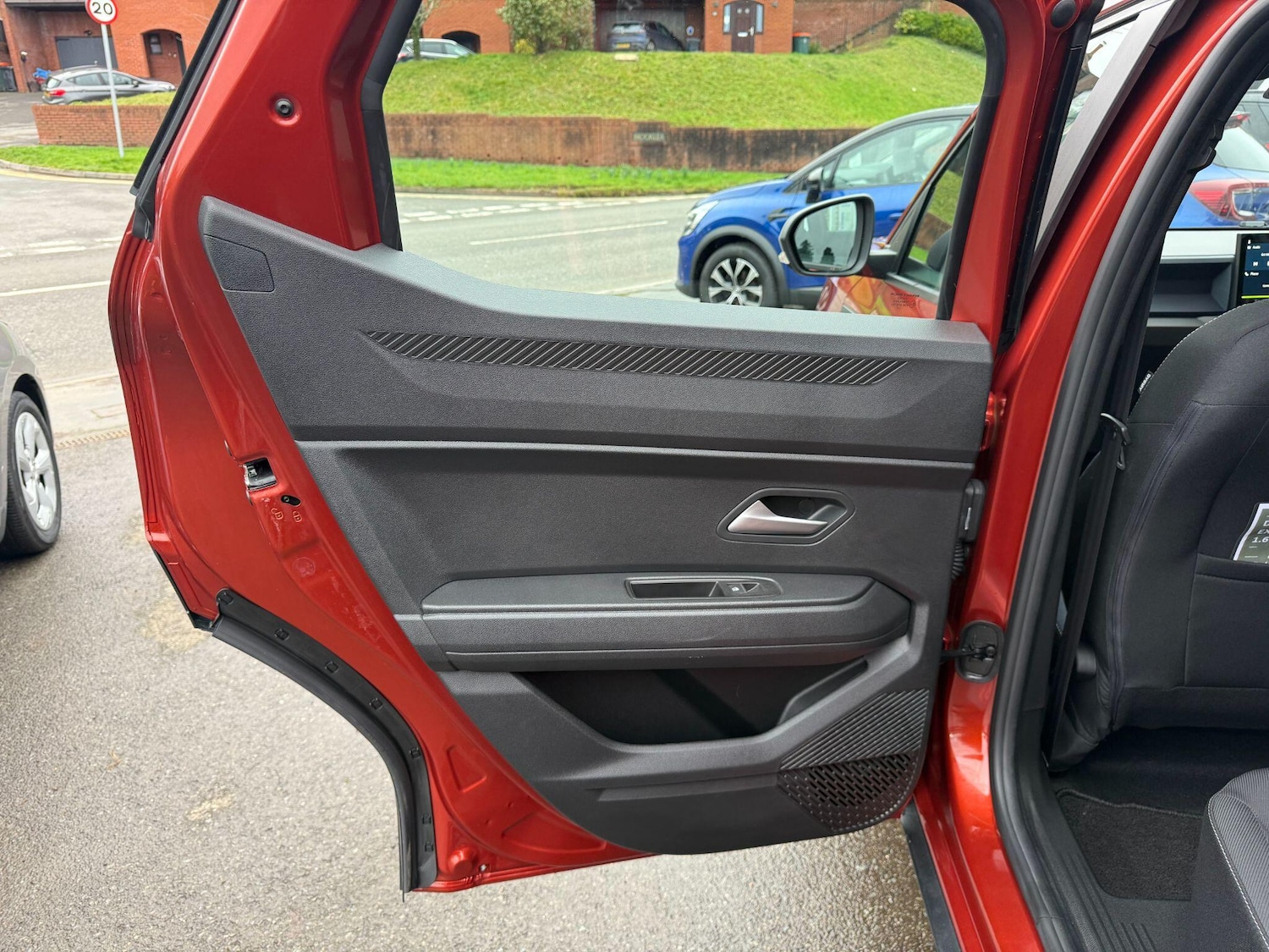 Used Dacia Duster 2025 for sale - 77091571: Photo 25