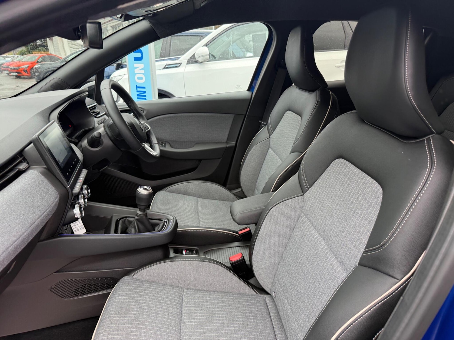Used Renault Clio 2024 for sale - 76100956: Photo 28