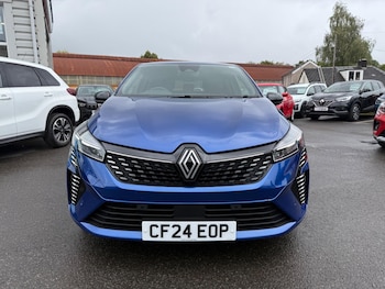 Used Renault Clio 2024 for sale - 76100956: Photo 2