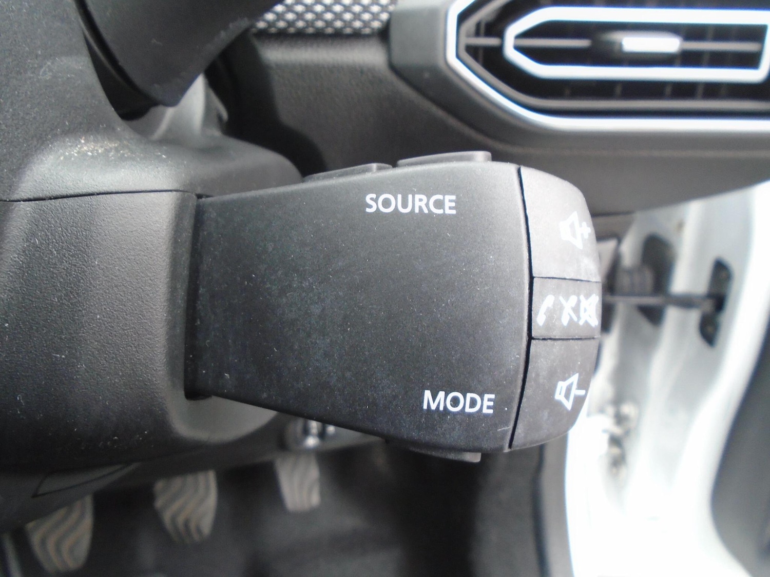 Used Dacia Jogger 2022 for sale - 76995580: Photo 48