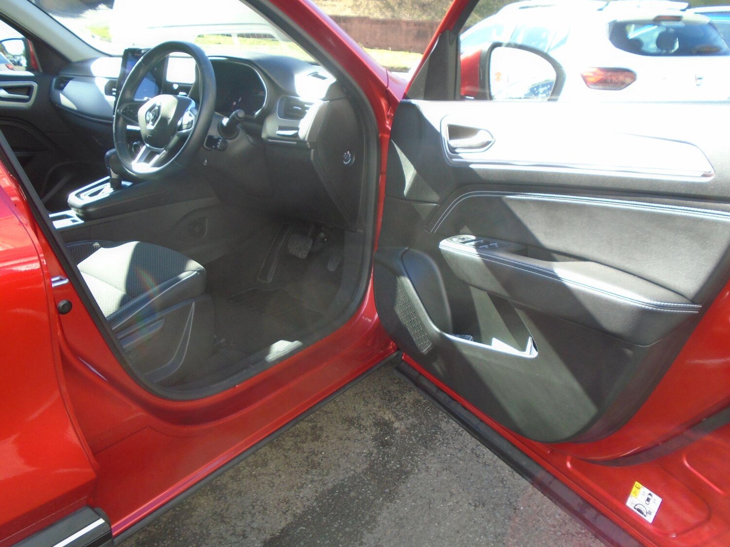 Used Renault Arkana 2023 for sale - 76644983: Photo 21