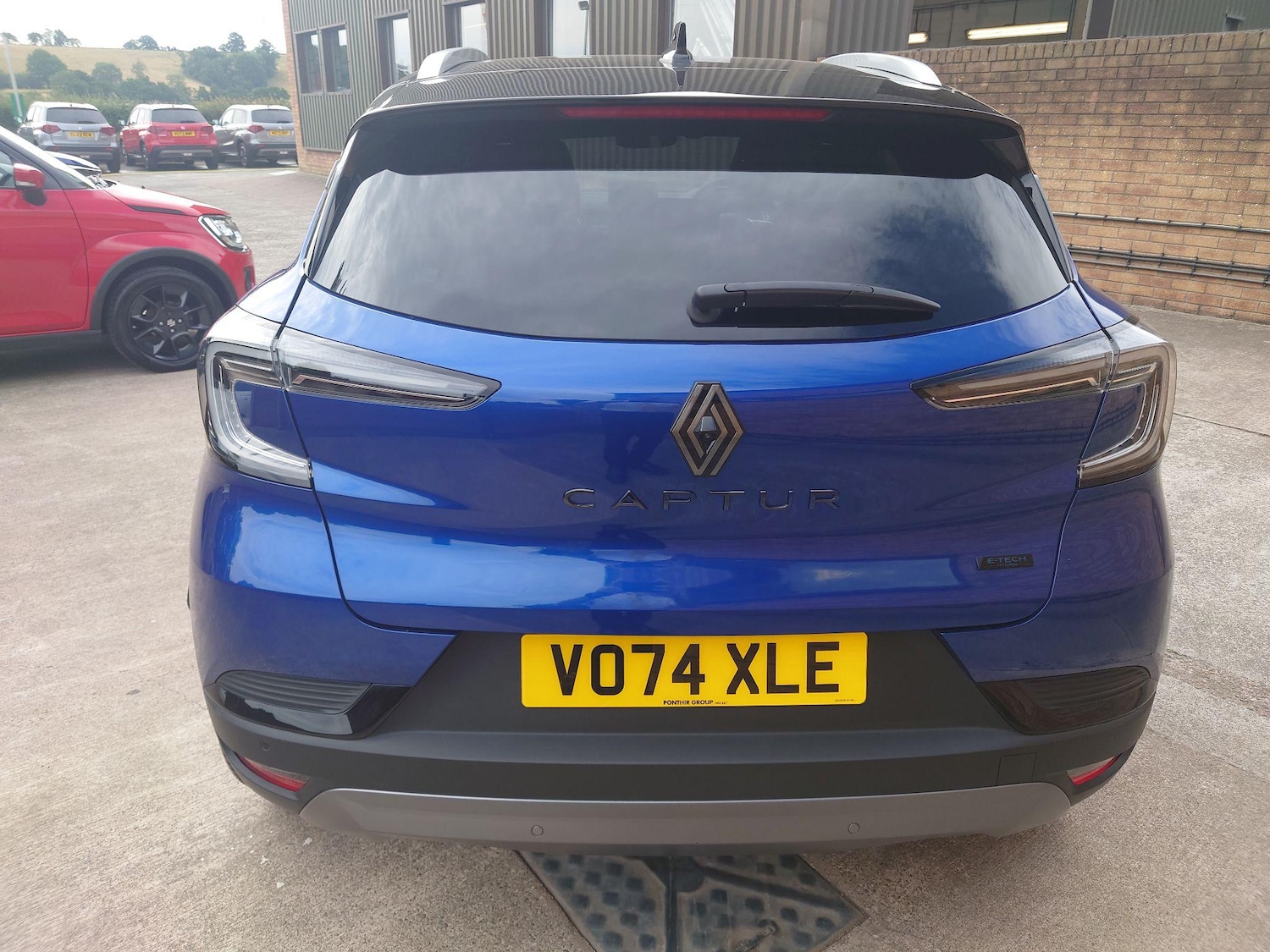 Used Renault Captur 2024 for sale - 76989012: Photo 6