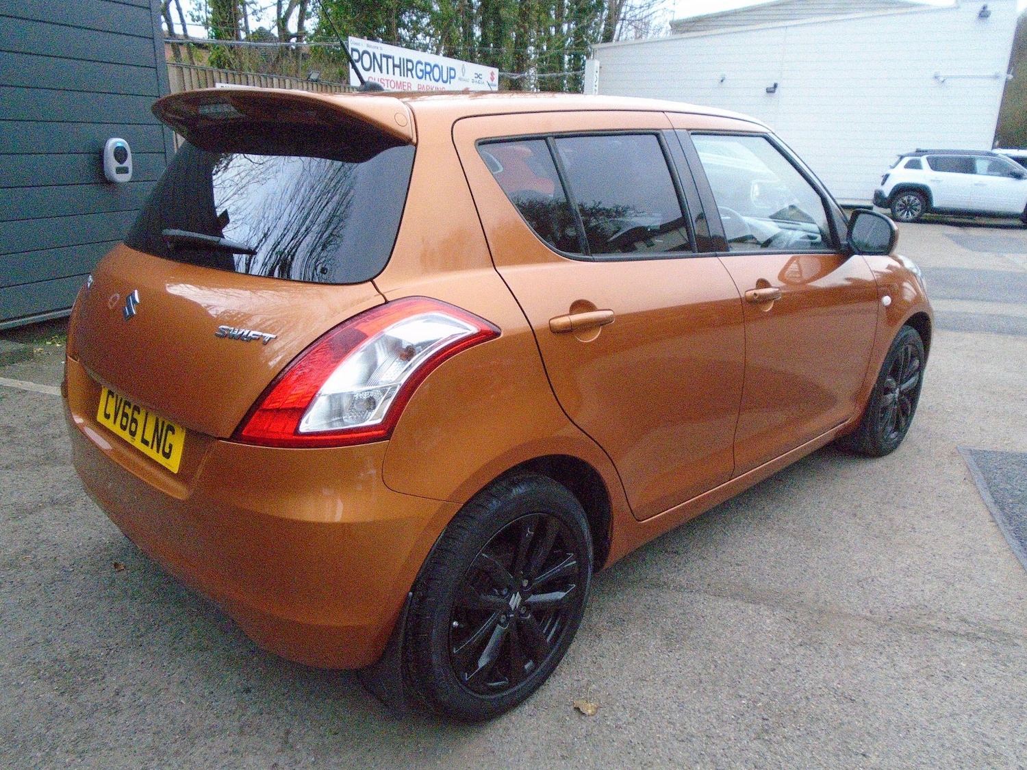 Used Suzuki Swift 2016 for sale - 77784076: Photo 12