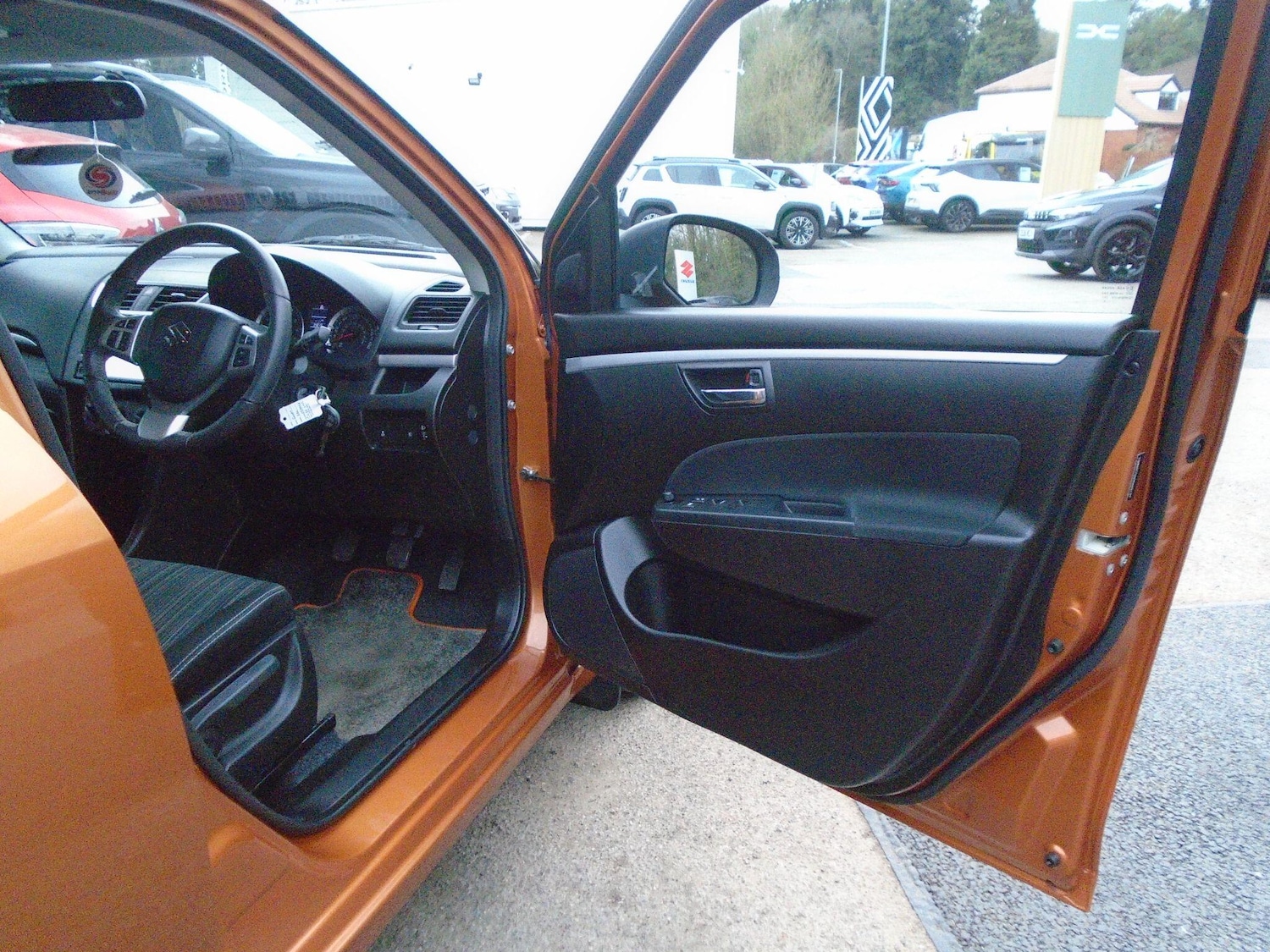 Used Suzuki Swift 2016 for sale - 77784076: Photo 15