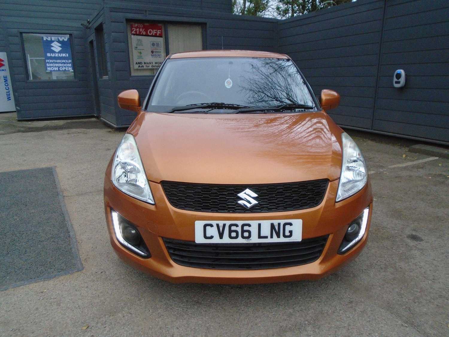 Used Suzuki Swift 2016 for sale - 77784076: Photo 2