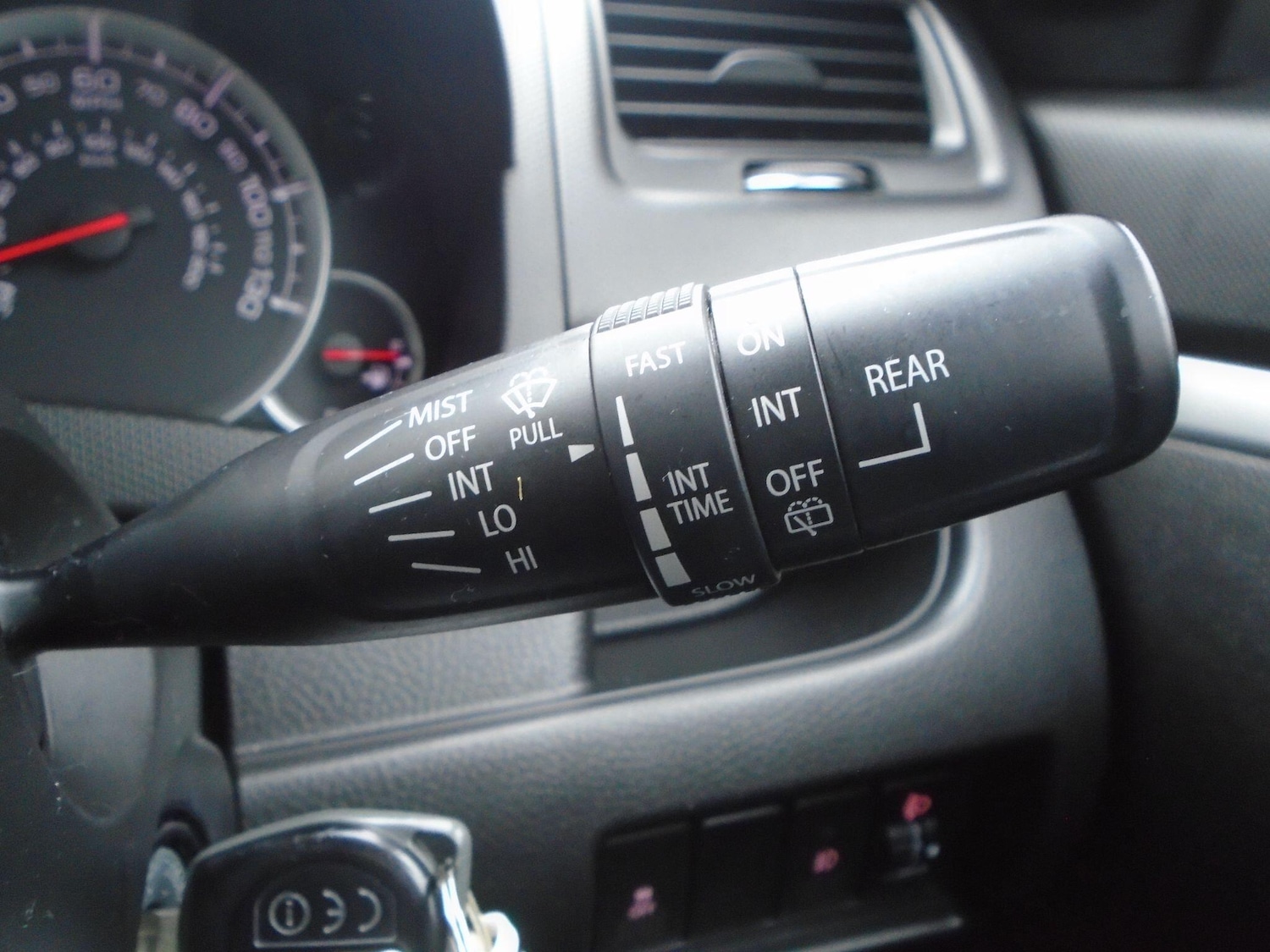 Used Suzuki Swift 2016 for sale - 77784076: Photo 38