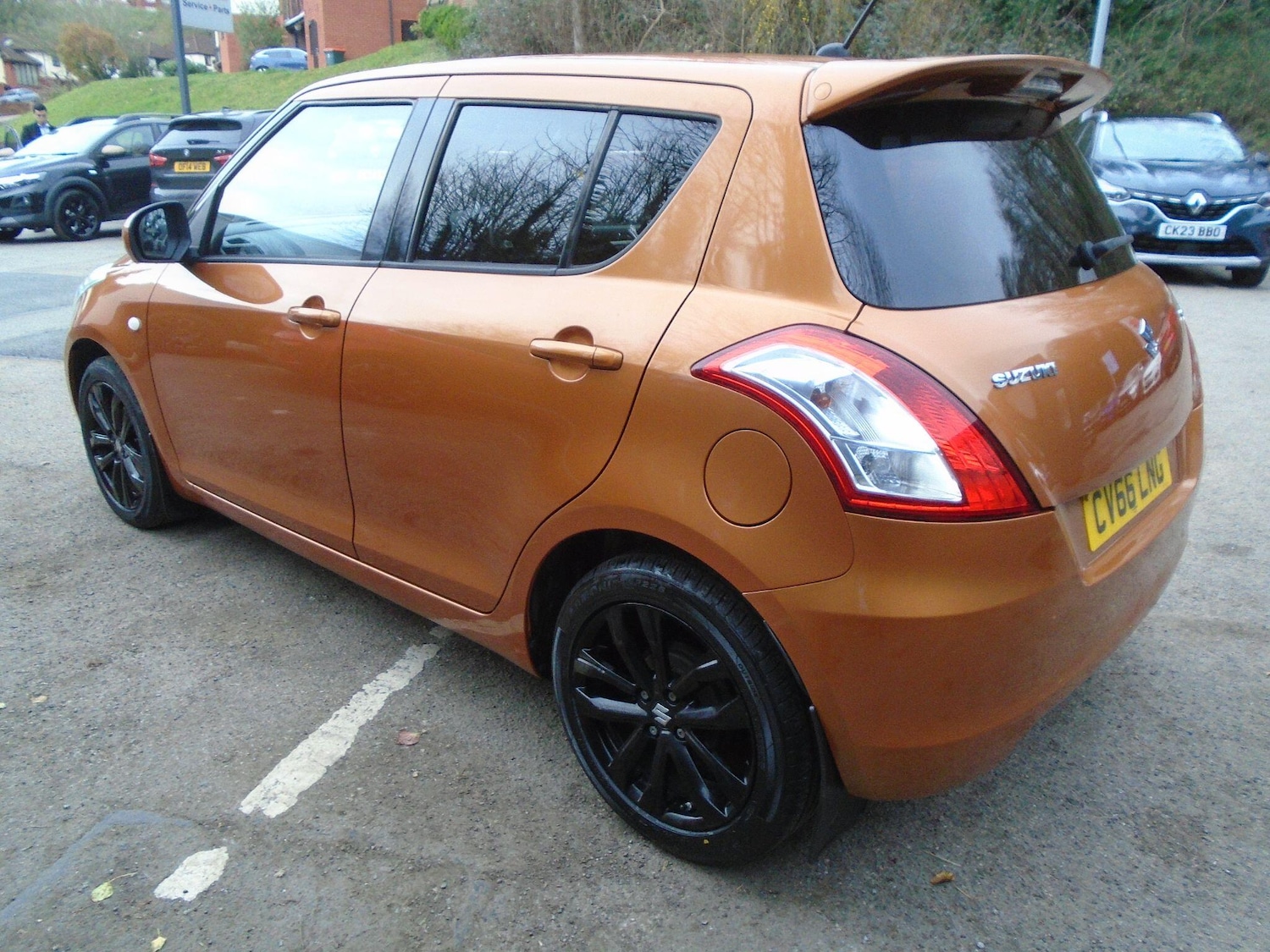 Used Suzuki Swift 2016 for sale - 77784076: Photo 8