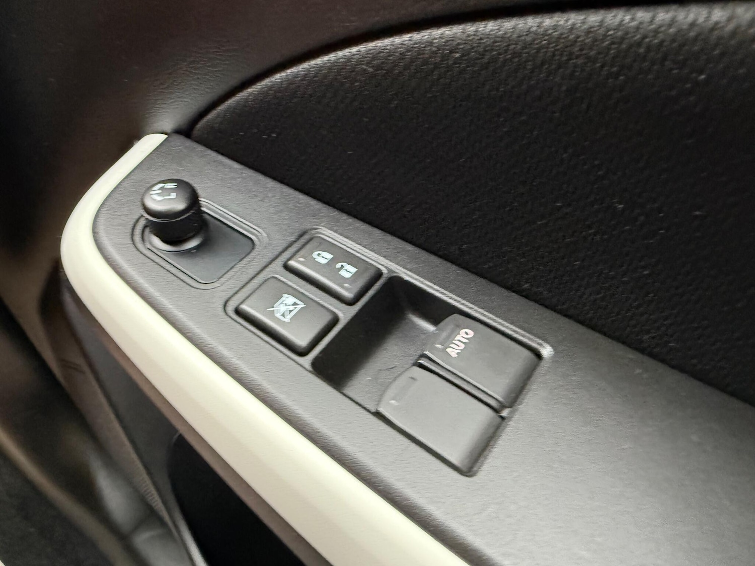 Used Suzuki Swift for sale - 76995960: Photo 30