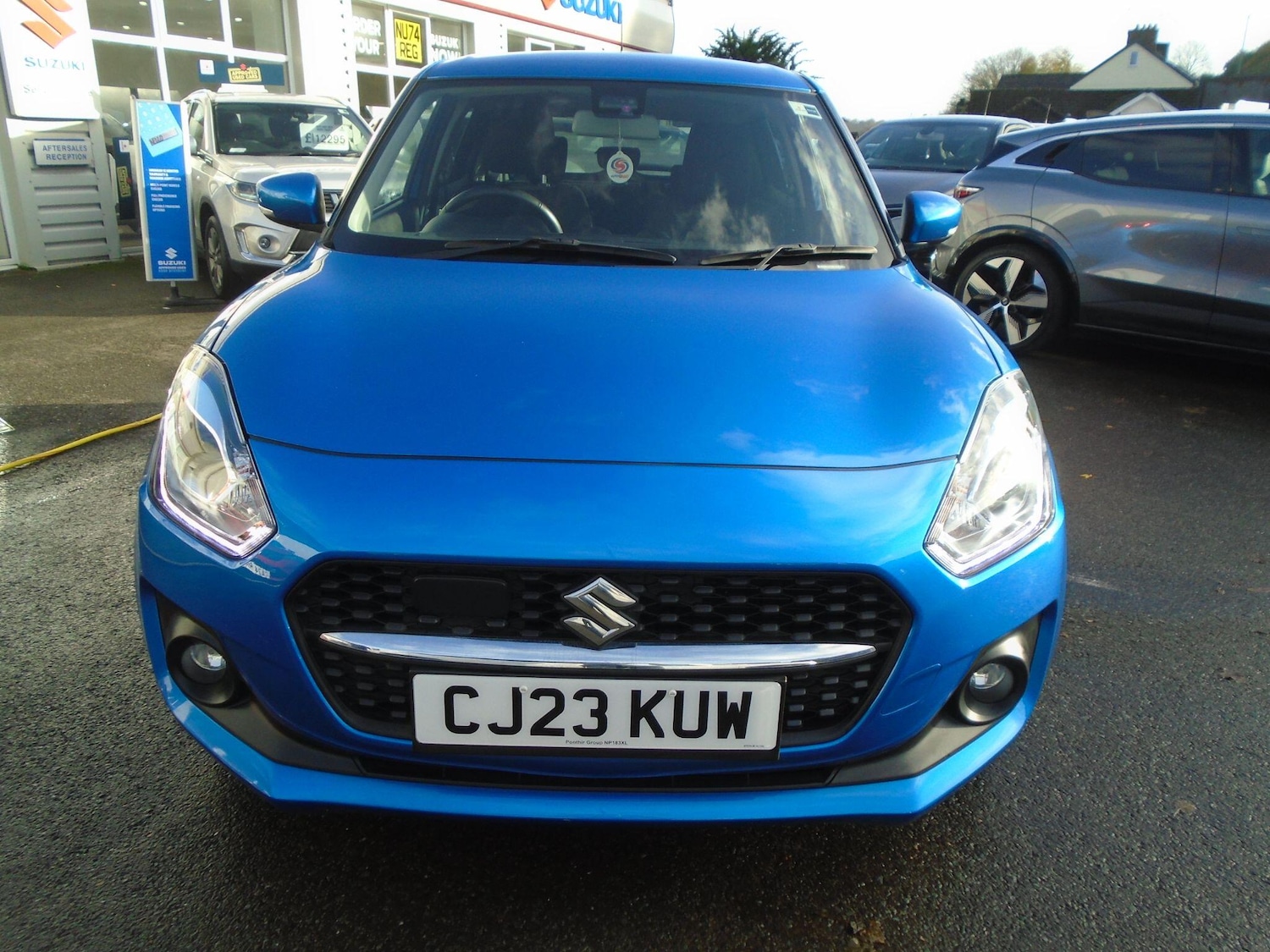 Used Suzuki Swift 2023 for sale - 76645396: Photo 2