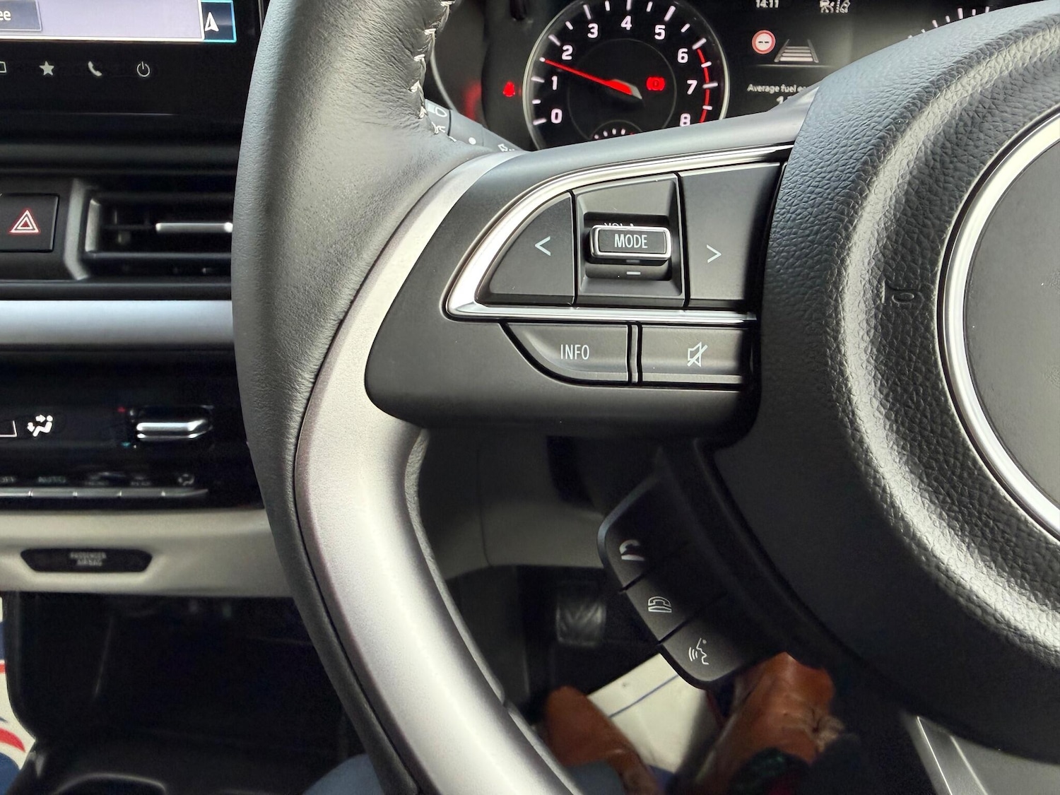 Used Suzuki Swift 2025 for sale - 77156640: Photo 16