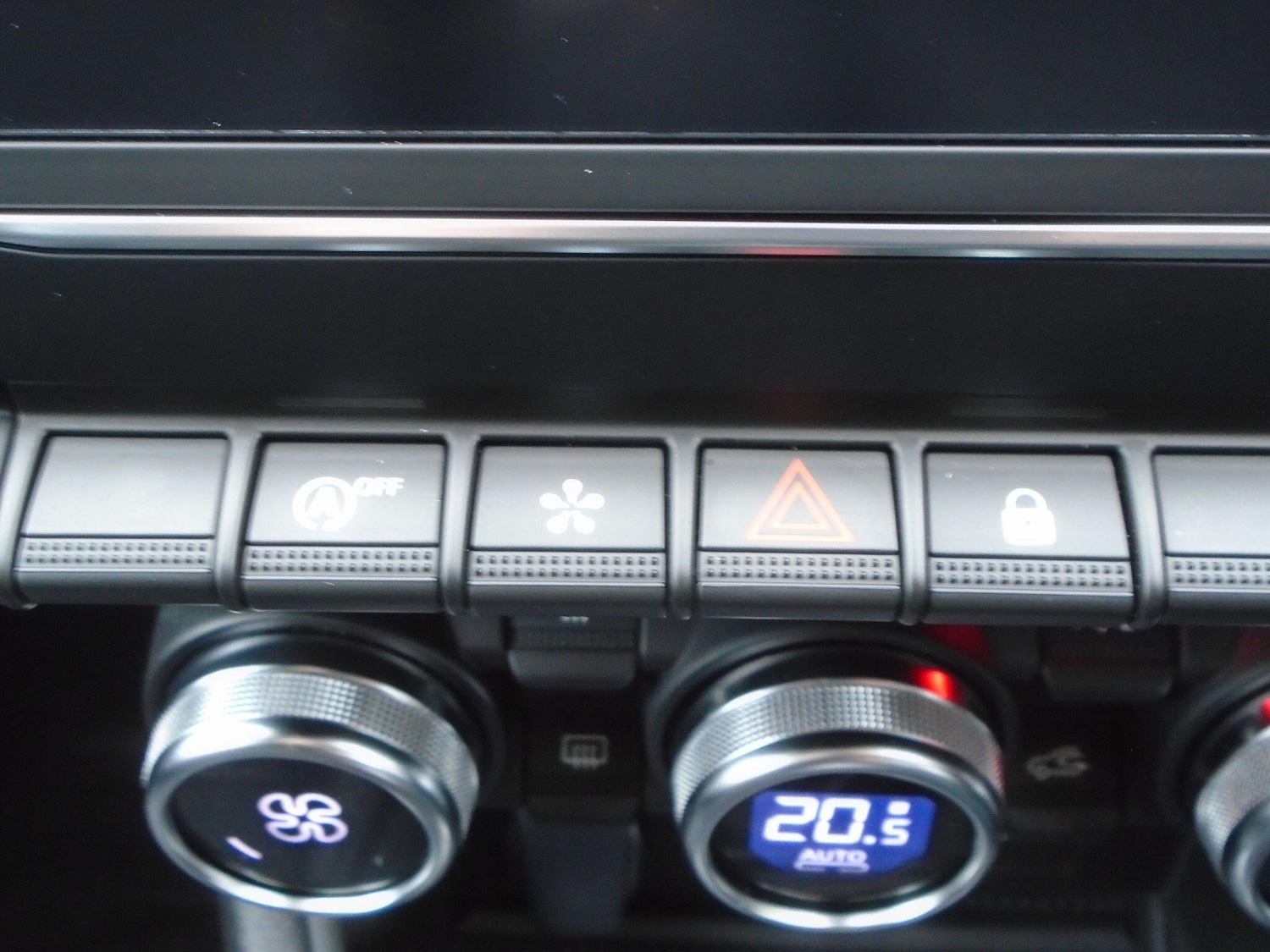 Used Renault Captur 2023 for sale - 76645524: Photo 47