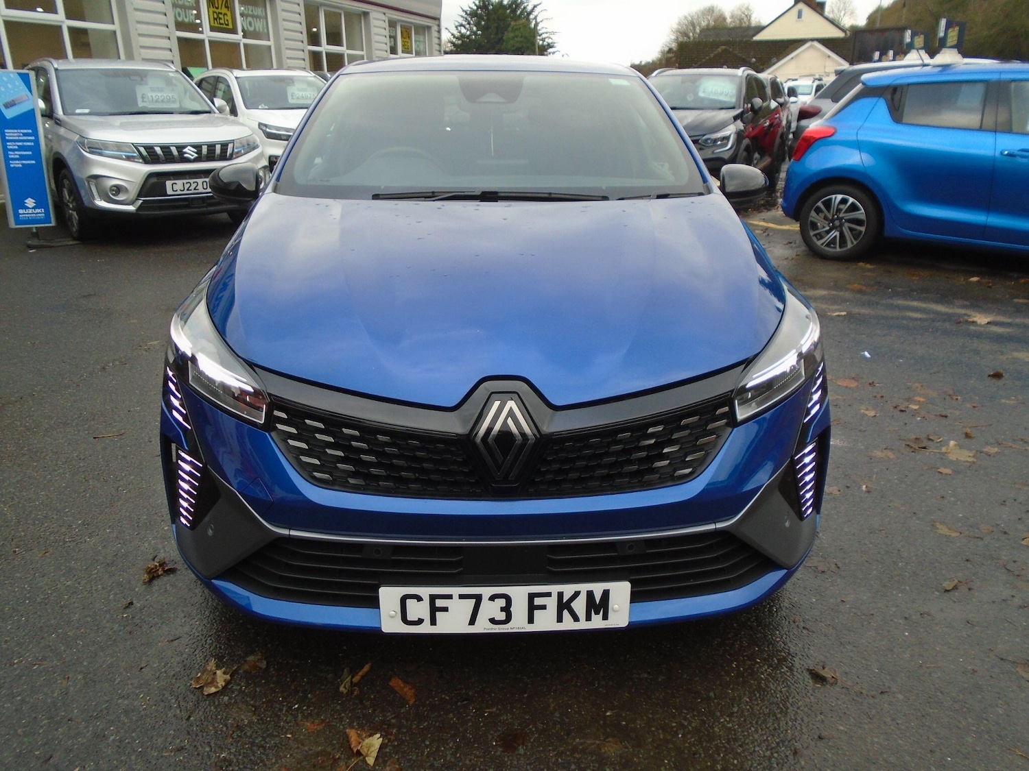 Used Renault Clio 2023 for sale - 76991733: Photo 2