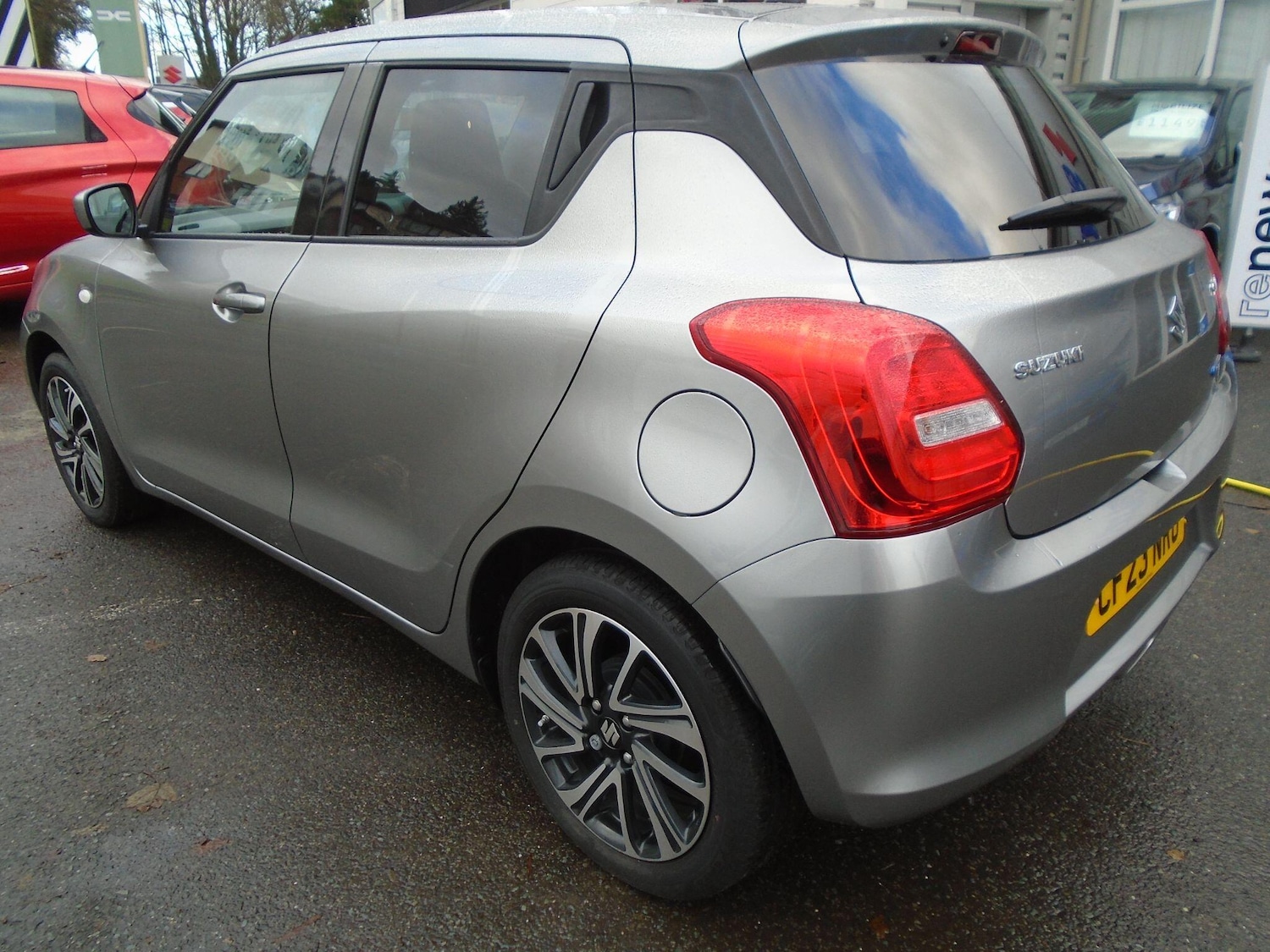 Used Suzuki Swift 2023 for sale - 76912985: Photo 8