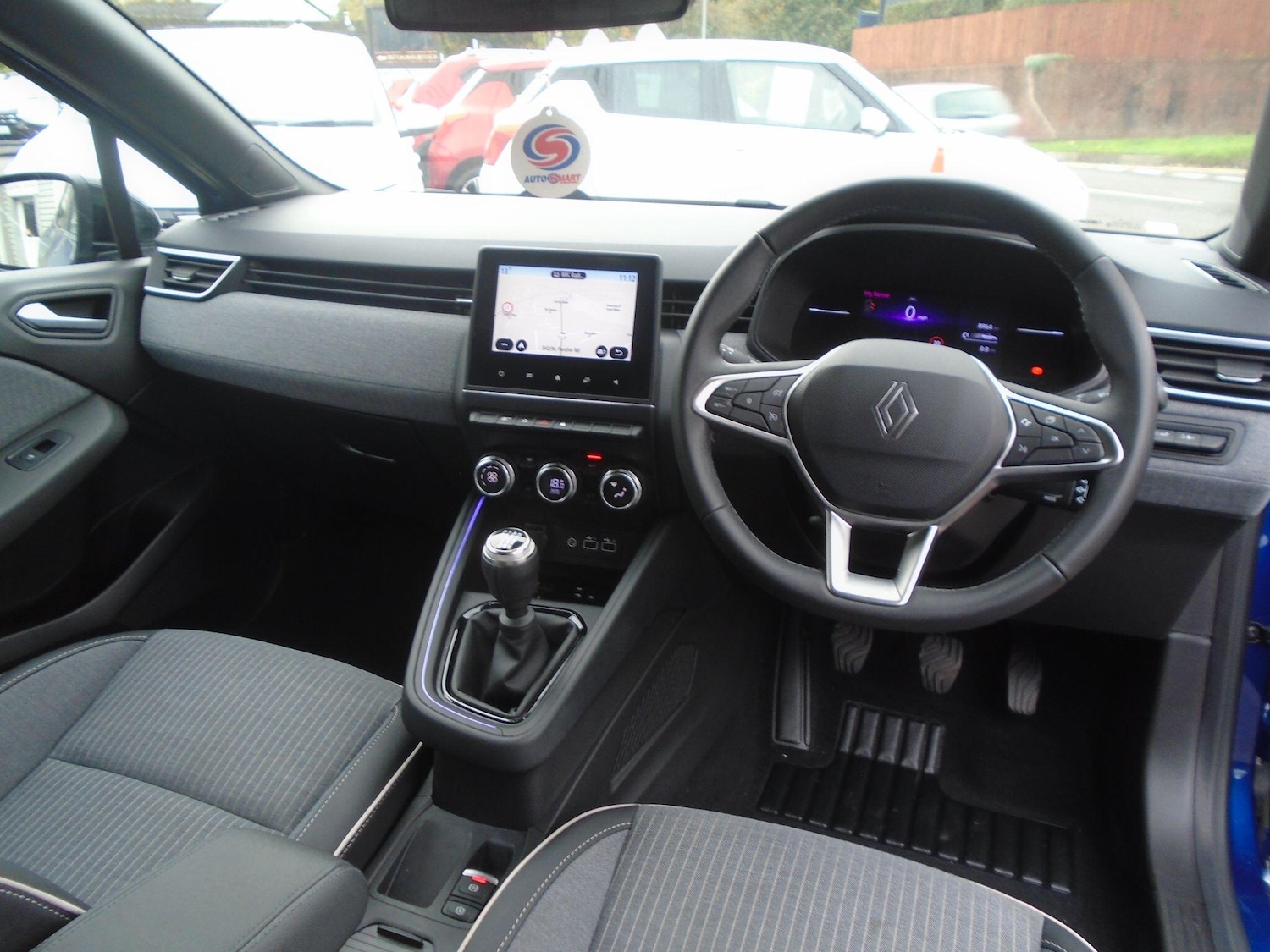 Used Renault Clio 2025 for sale - 76645470: Photo 19