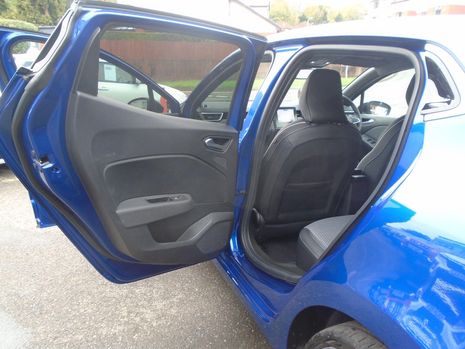 Used Renault Clio 2025 for sale - 76645470: Photo 29