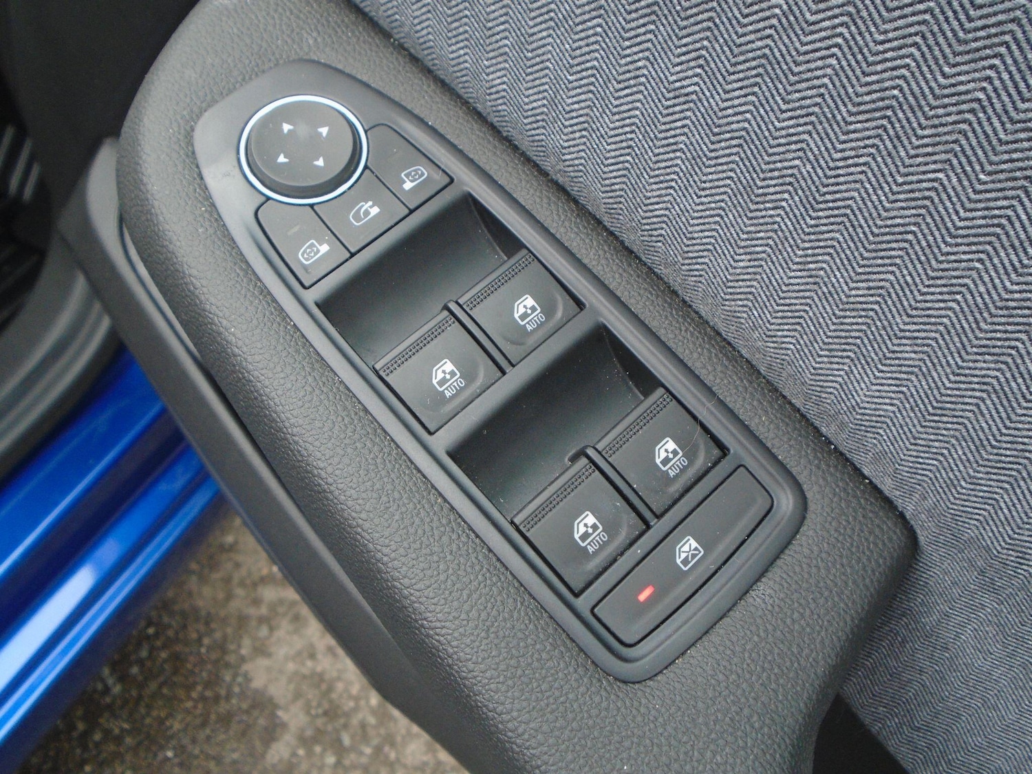 Used Renault Clio 2025 for sale - 76645470: Photo 41