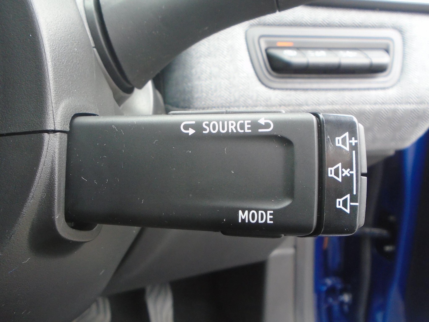 Used Renault Clio 2025 for sale - 76645470: Photo 48