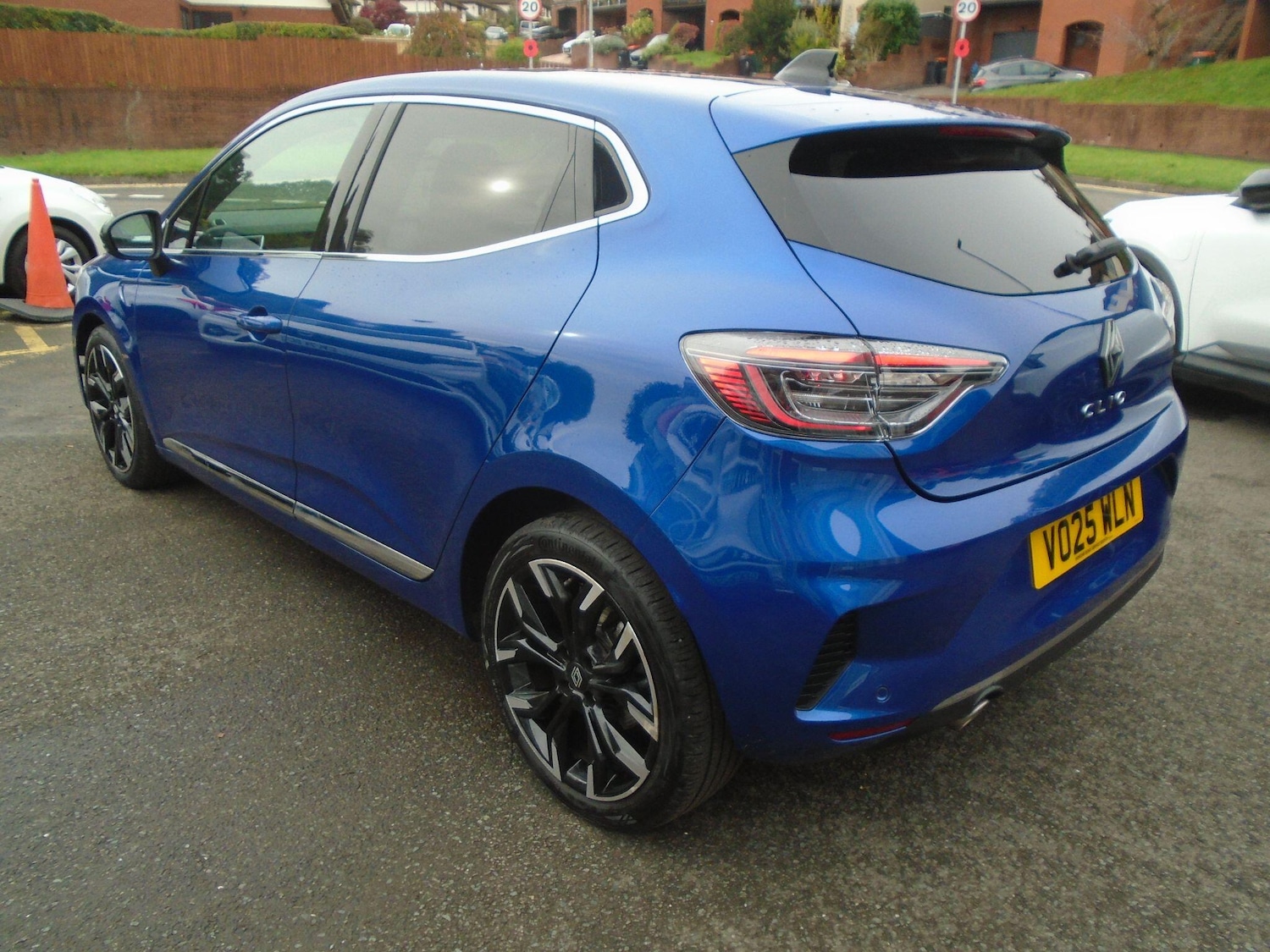 Used Renault Clio 2025 for sale - 76645470: Photo 8