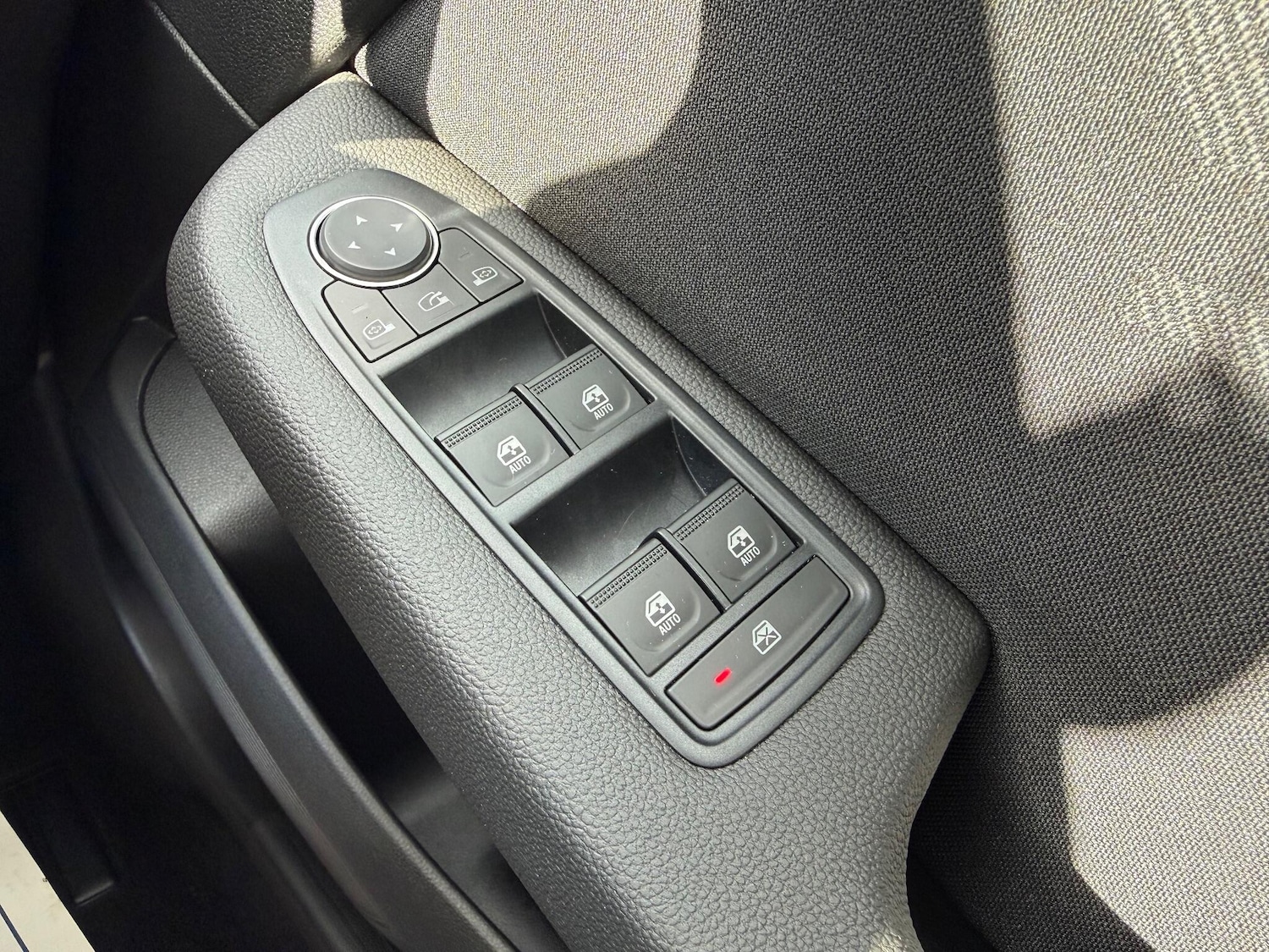 Used Renault Clio 2025 for sale - 76337742: Photo 18