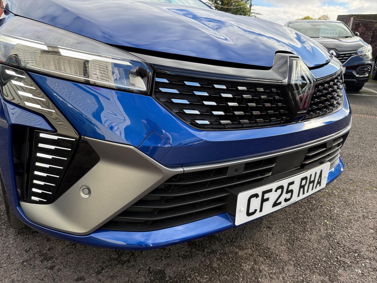 Used Renault Clio 2025 for sale - 76337742: Photo 30