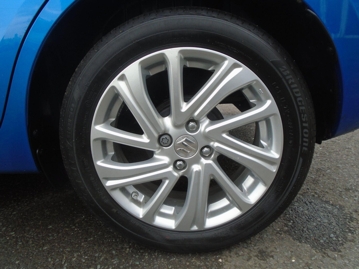 Used Suzuki Swift 2023 for sale - 76646321: Photo 17